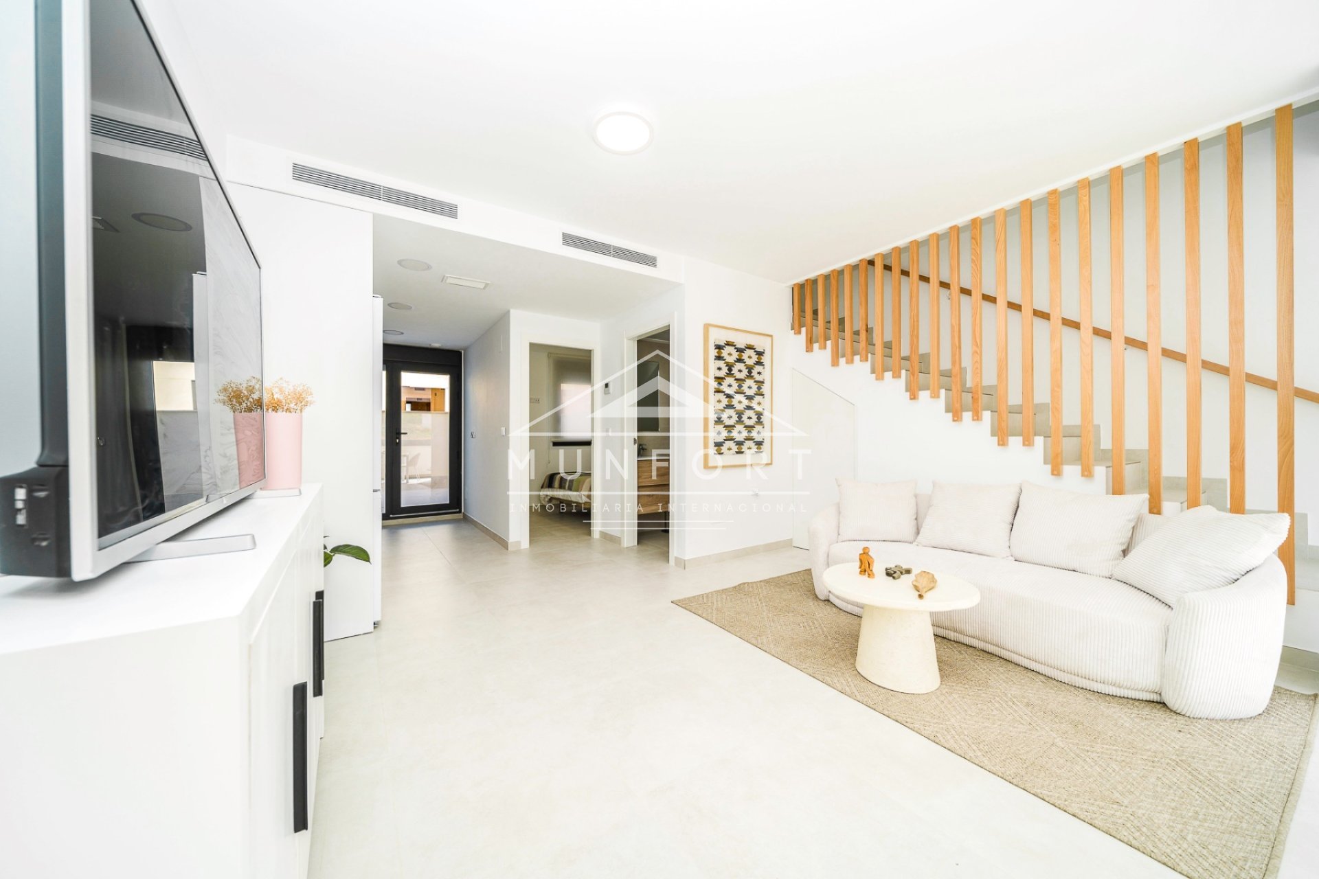 Obra nueva - Casas Adosadas -
Cox
