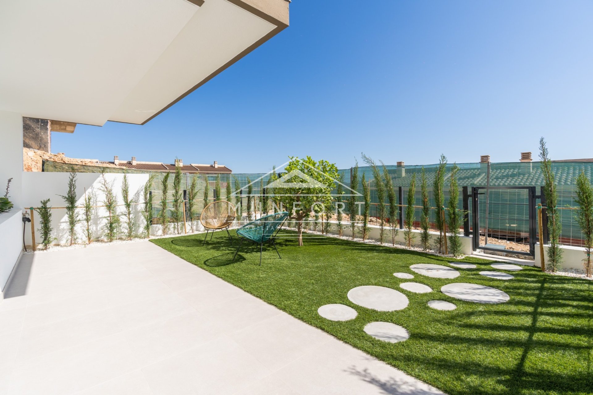 Obra nueva - Casas Adosadas -
La Nucía