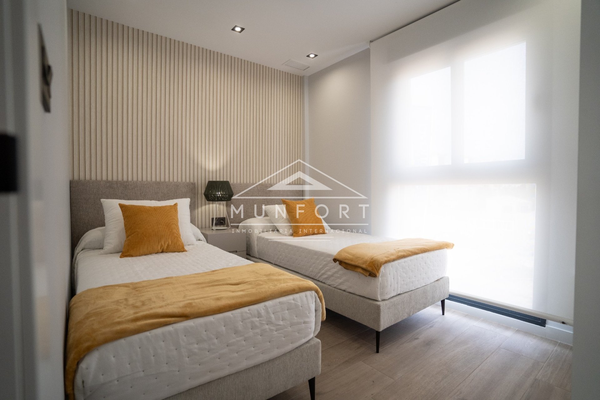 Obra nueva - Casas Adosadas -
Orihuela