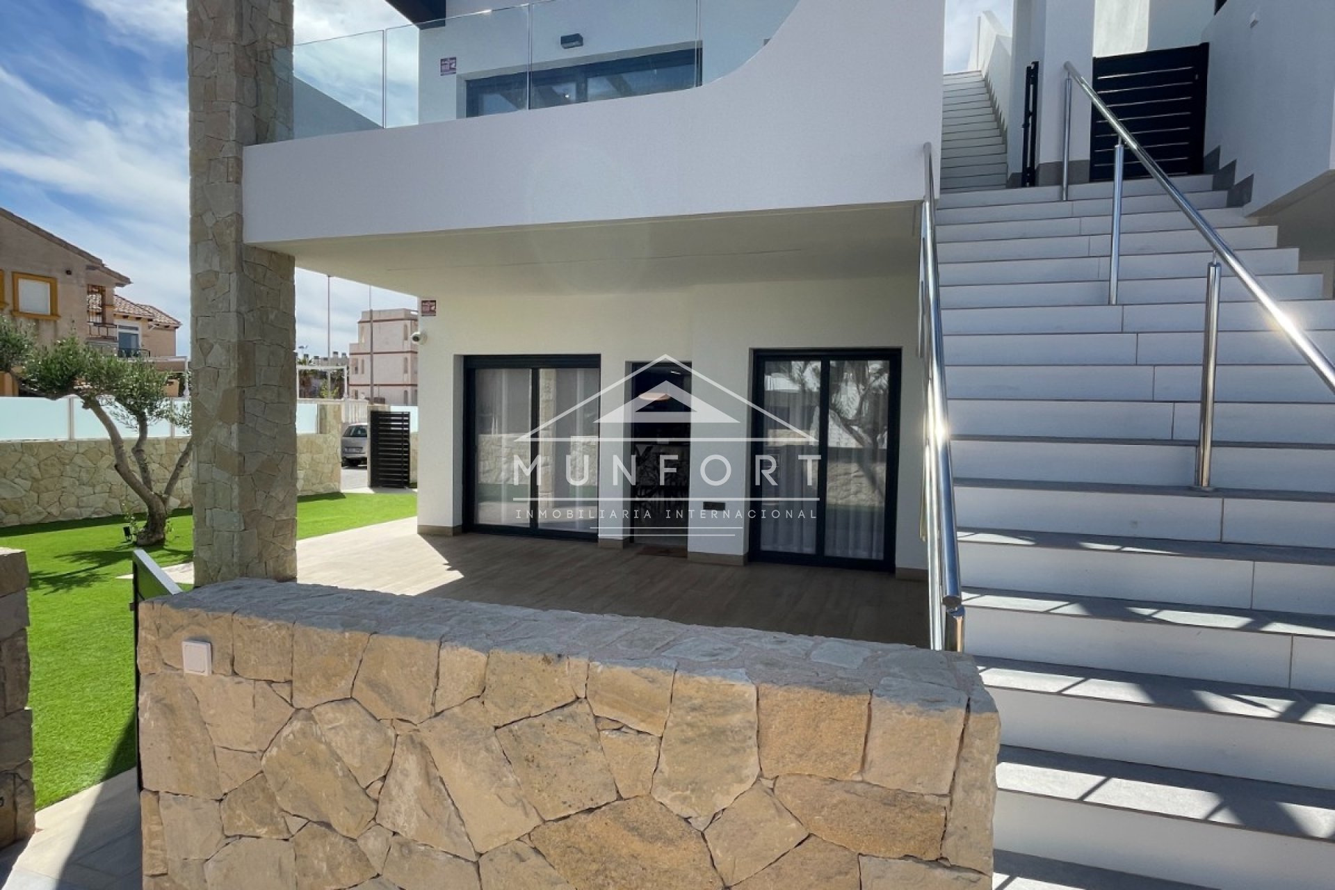 Obra nueva - Casas Adosadas -
Orihuela