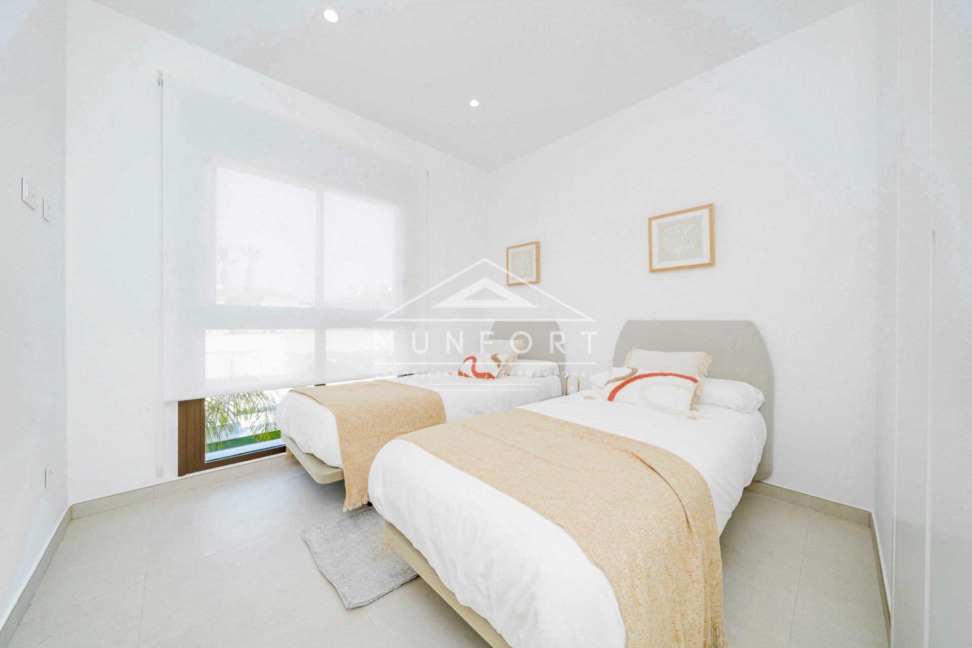 Obra nueva - Casas Adosadas -
Pilar de la Horadada