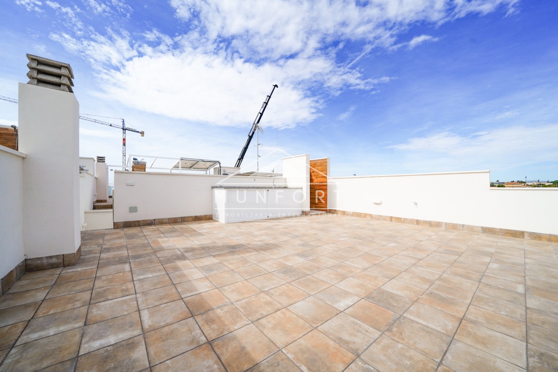 Obra nueva - Casas Adosadas -
San Javier