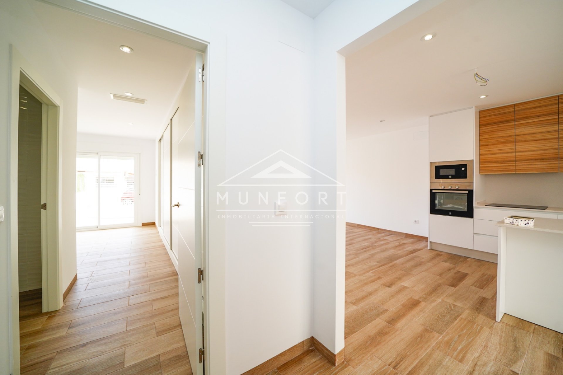 Obra nueva - Casas Adosadas -
San Javier