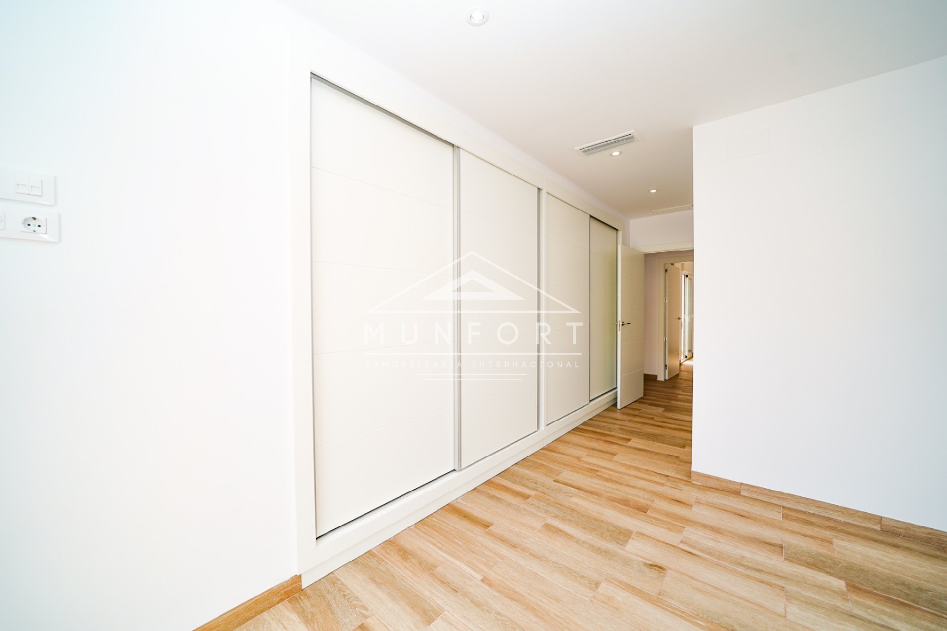 Obra nueva - Casas Adosadas -
San Javier