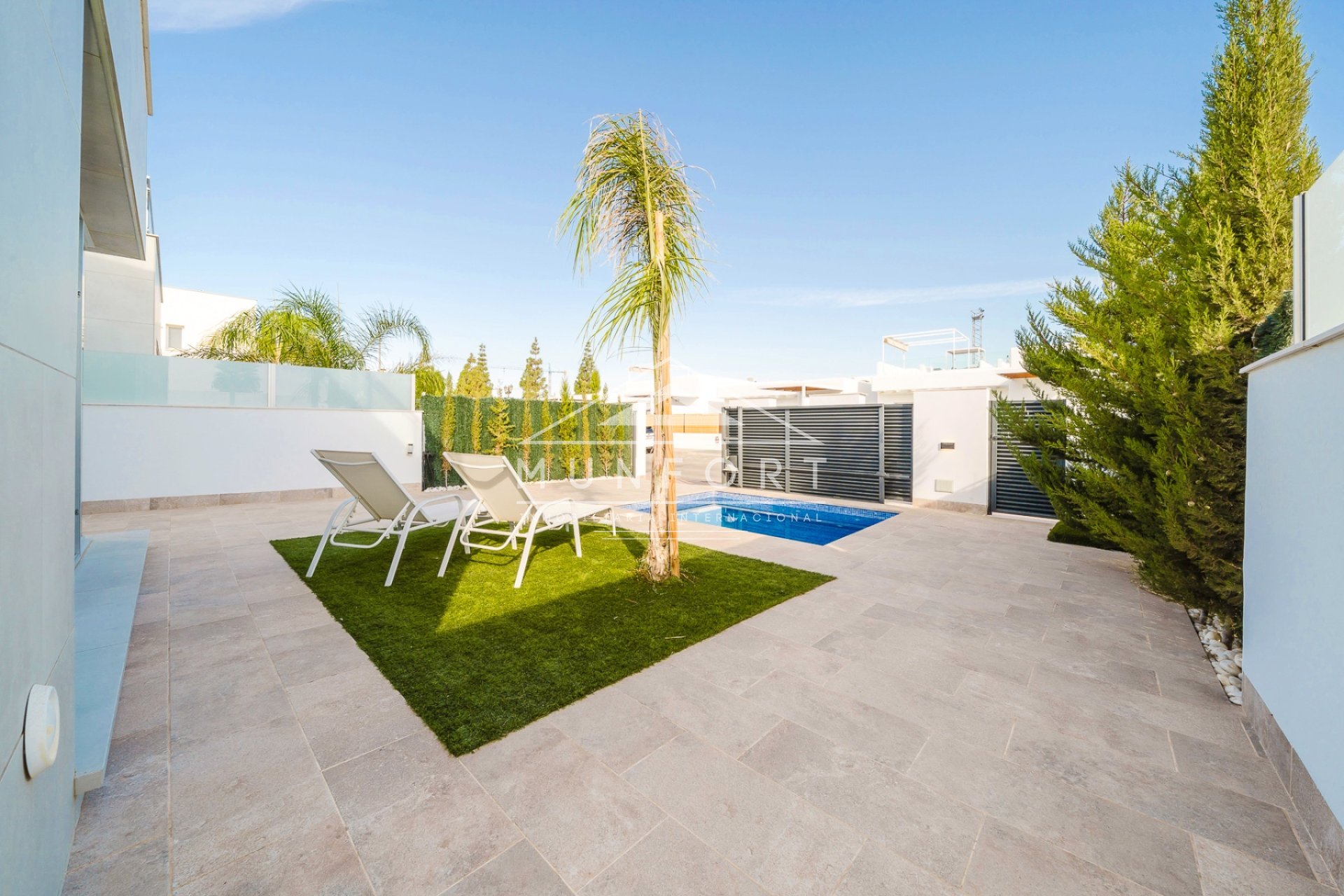 Obra nueva - Villas -
Alcázares, Los - Los Alc&aacute;zares