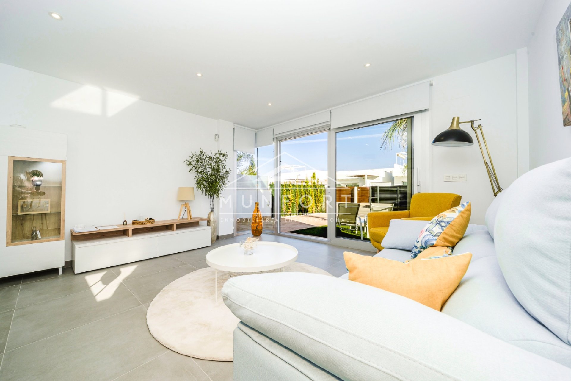 Obra nueva - Villas -
Alcázares, Los - Los Alc&aacute;zares