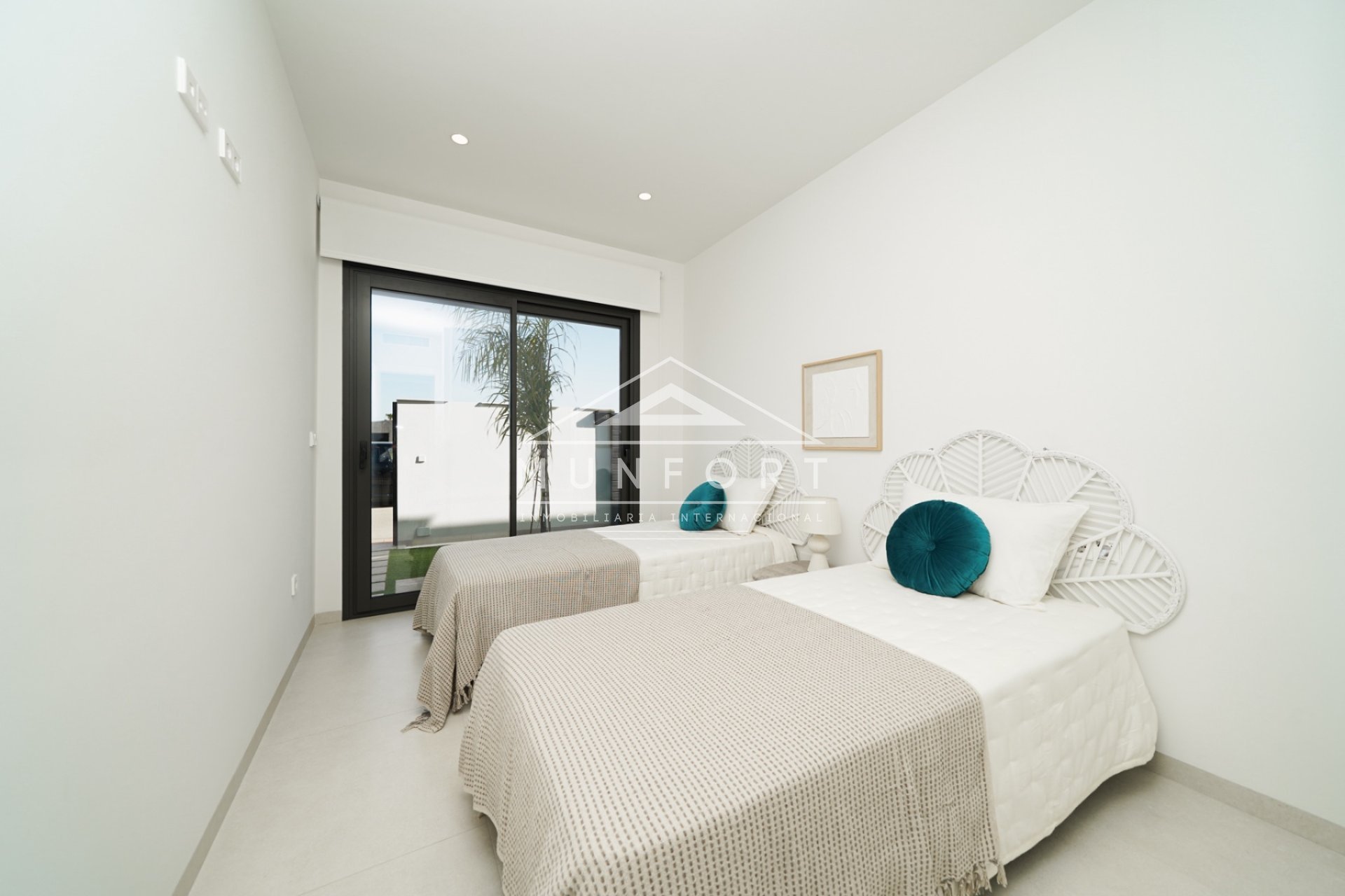 Obra nueva - Villas -
Alcázares, Los