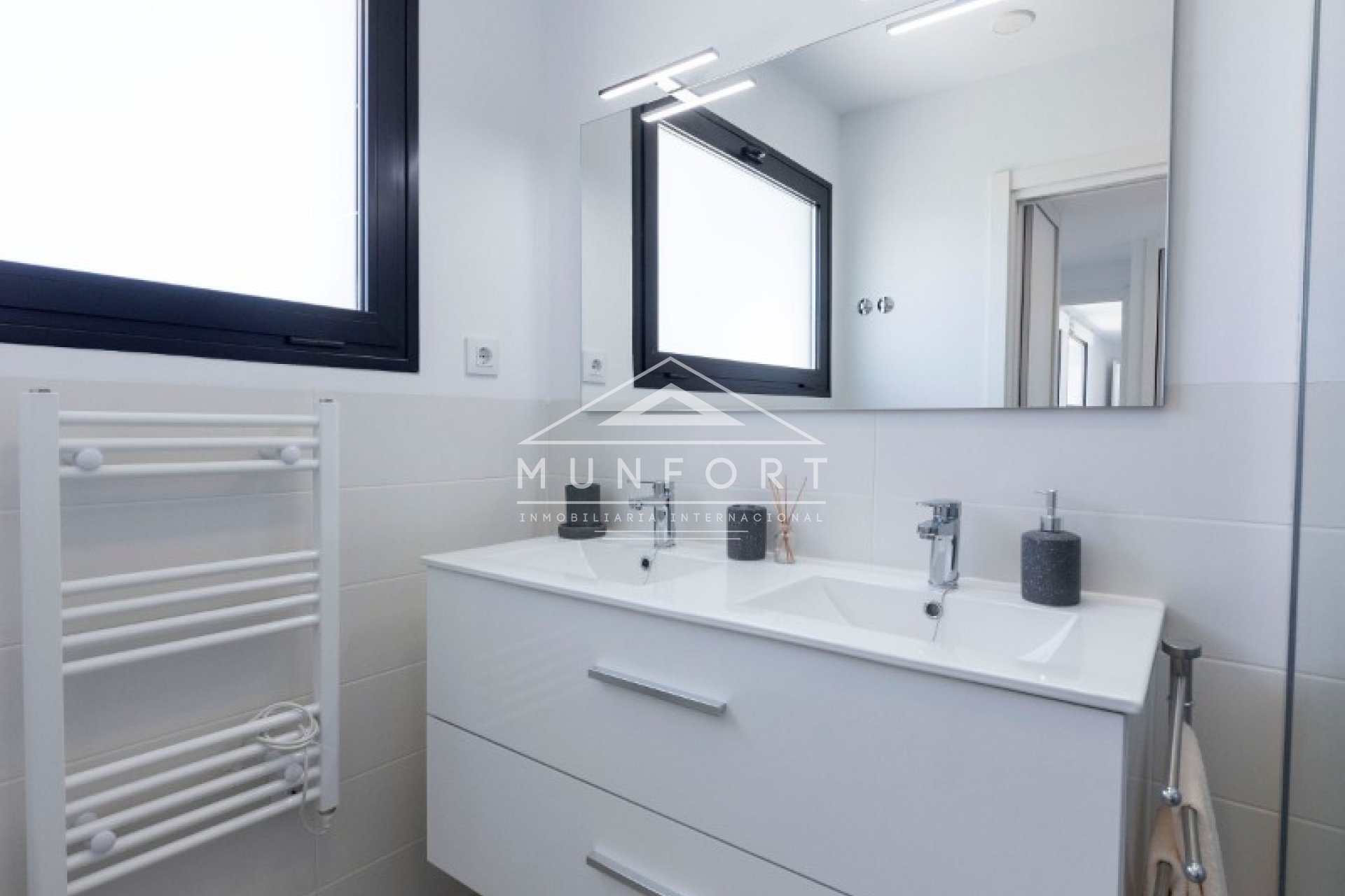 Obra nueva - Villas -
Calasparra