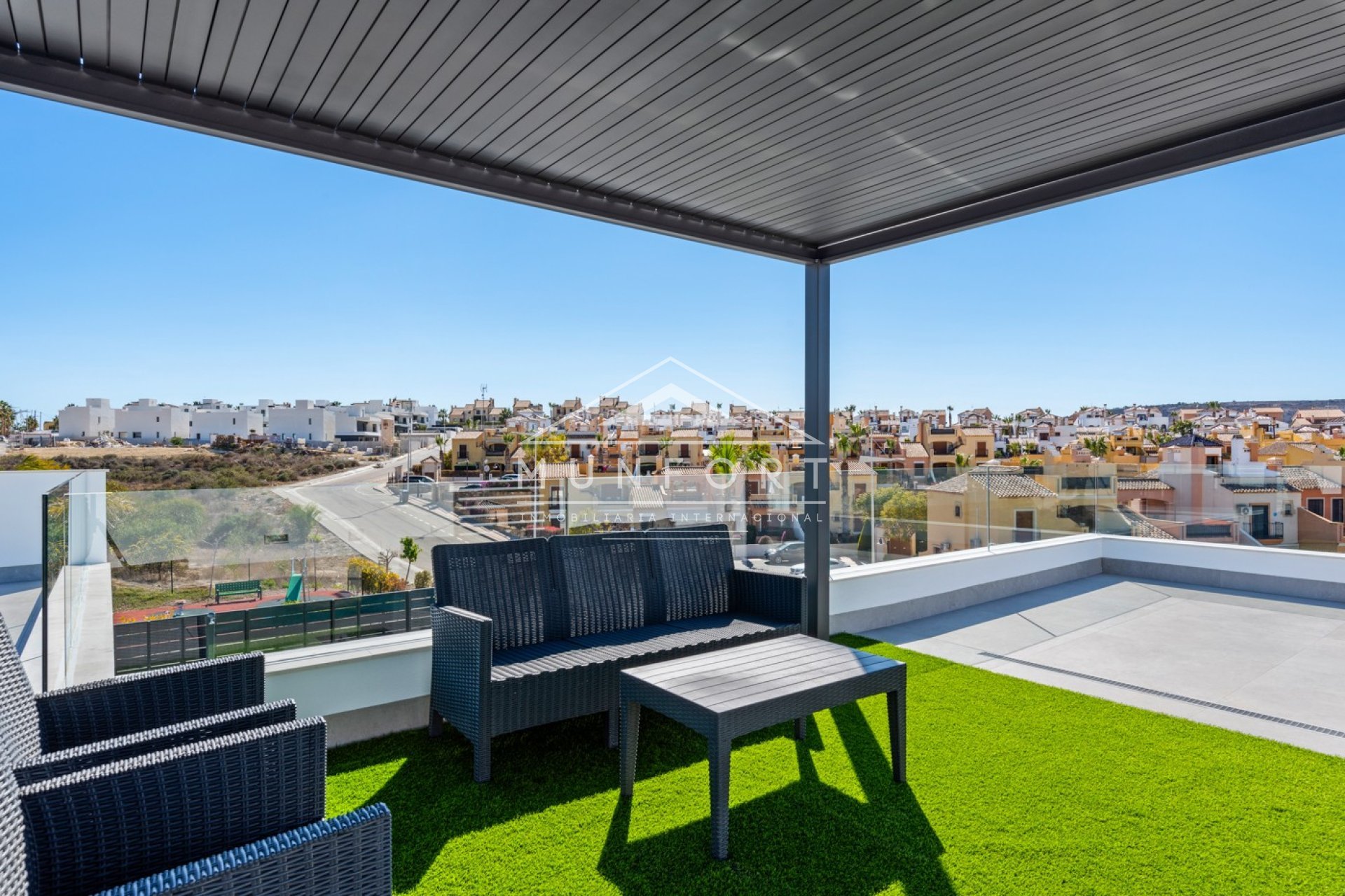 Obra nueva - Villas de lujo -
Algorfa