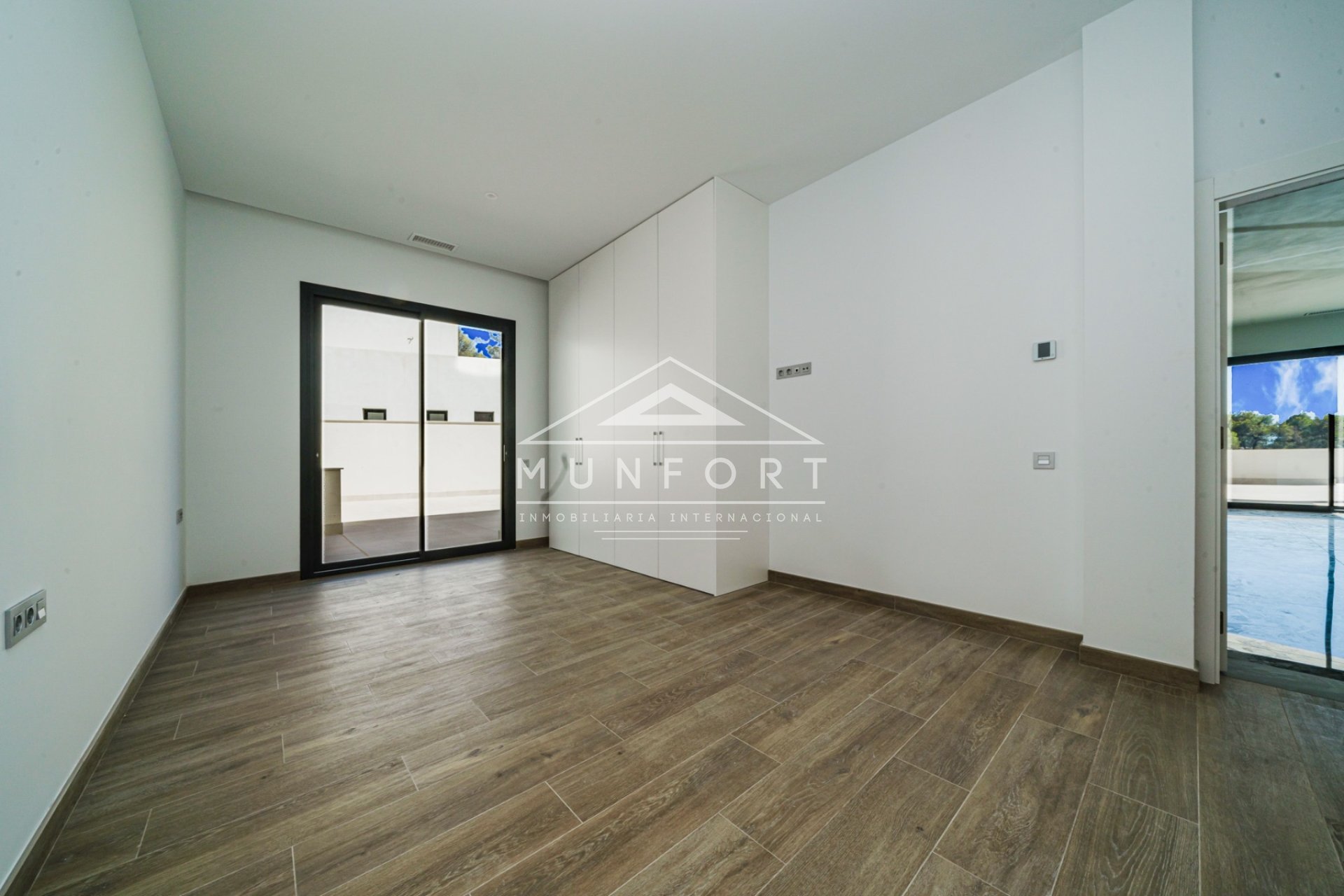Obra nueva - Villas de lujo -
Finestrat