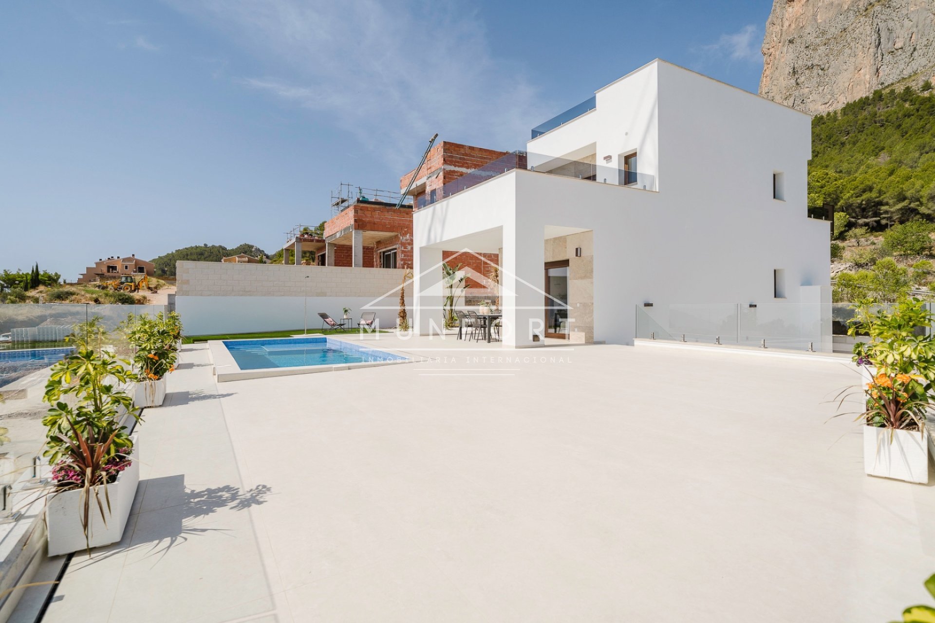 Obra nueva - Villas de lujo -
Polop de La Marina 