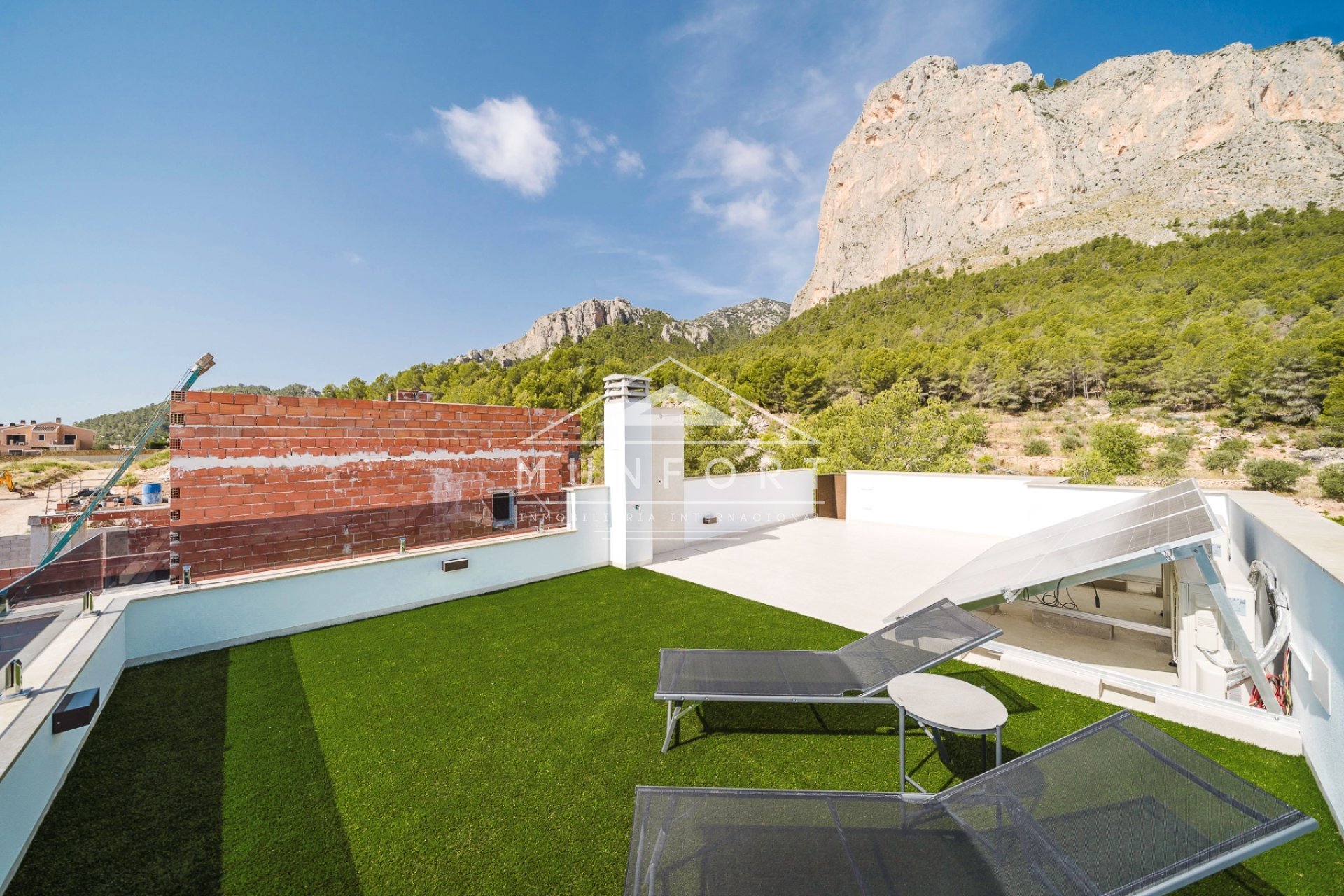 Obra nueva - Villas de lujo -
Polop de La Marina 