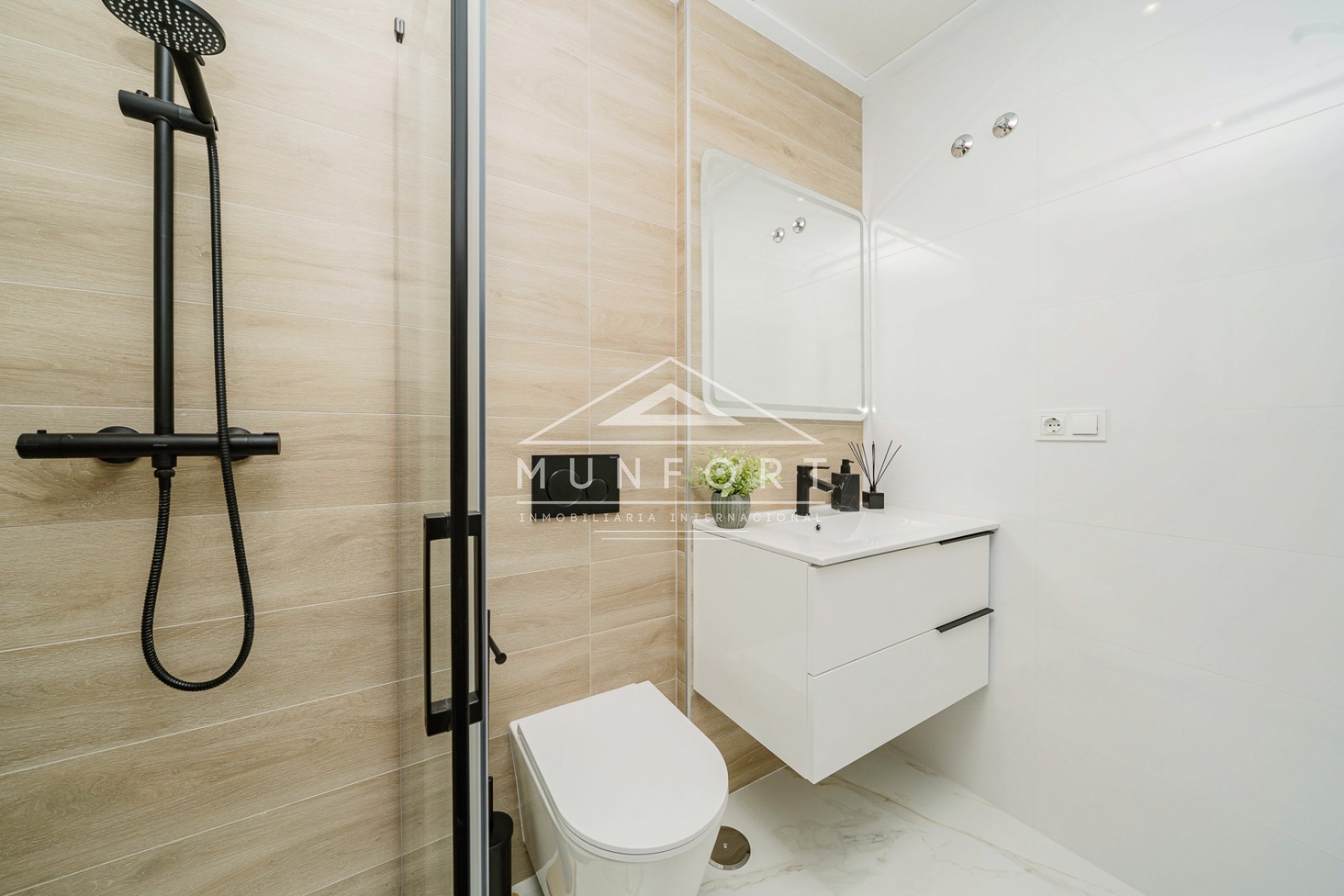 Obra nueva - Villas de lujo -
Polop de La Marina 