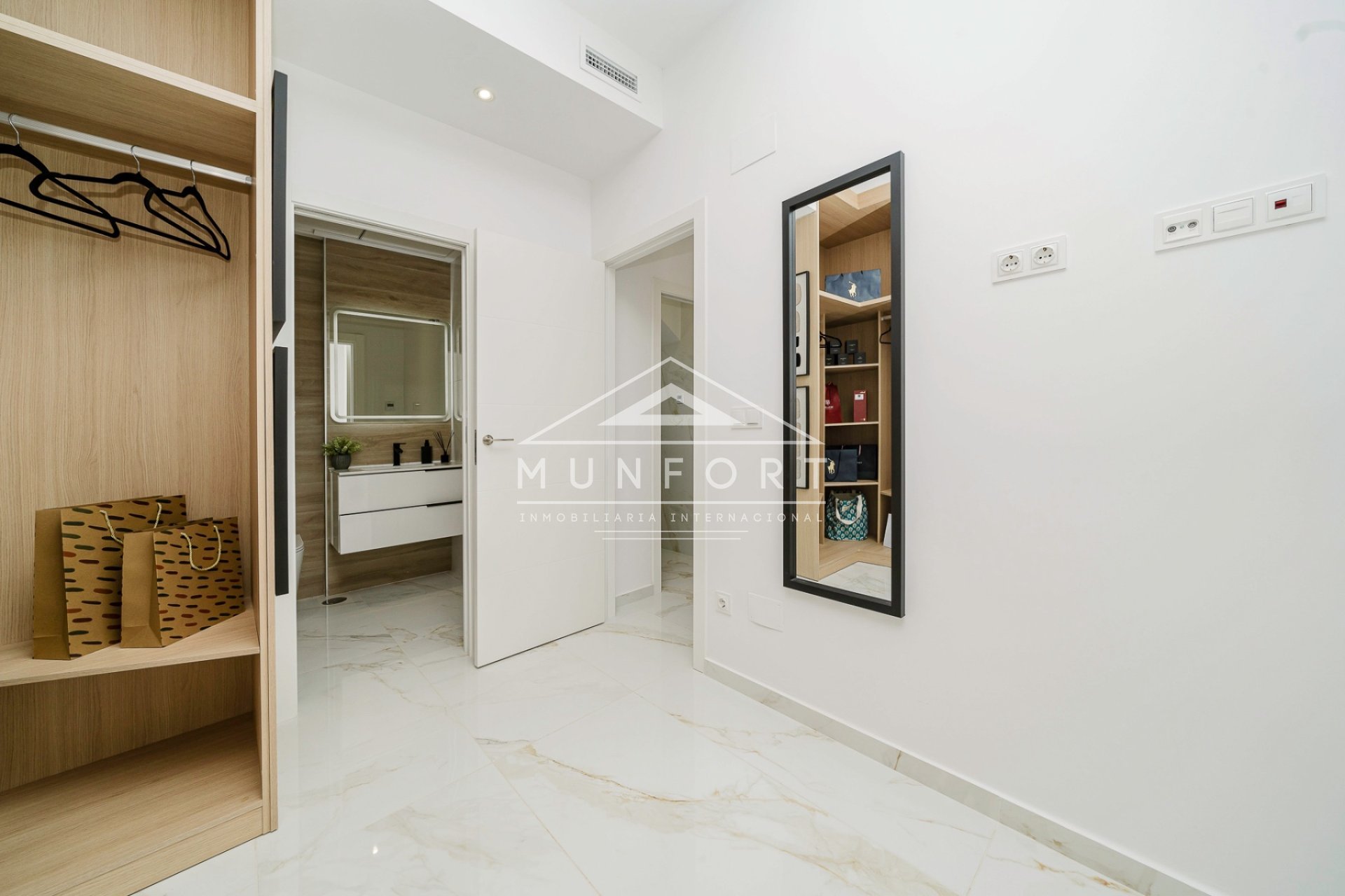 Obra nueva - Villas de lujo -
Polop de La Marina 