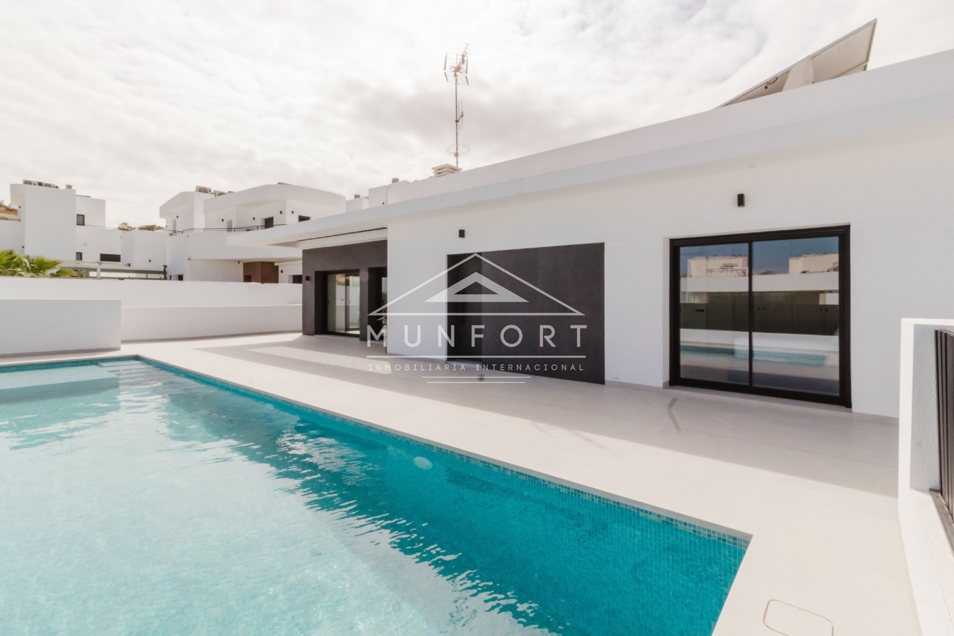 Obra nueva - Villas de lujo -
Rojales - Ciudad Quesada