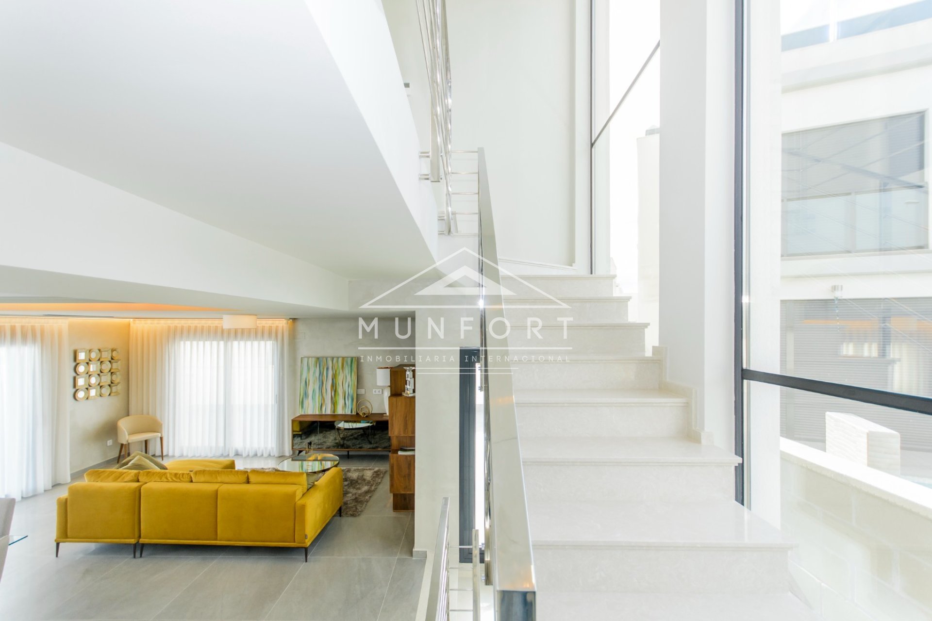 Obra nueva - Villas de lujo -
San Miguel de Salinas