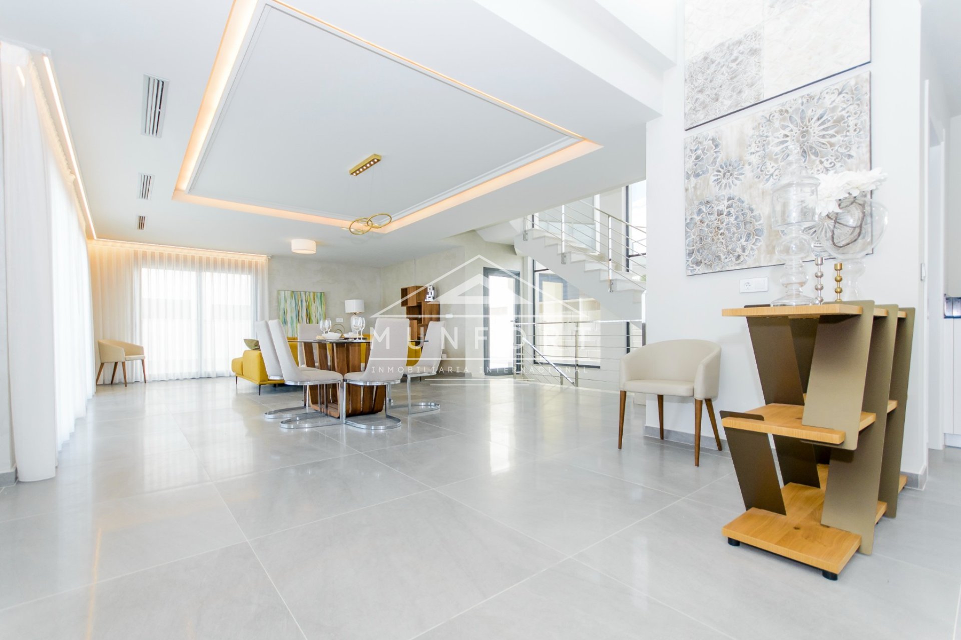 Obra nueva - Villas de lujo -
San Miguel de Salinas