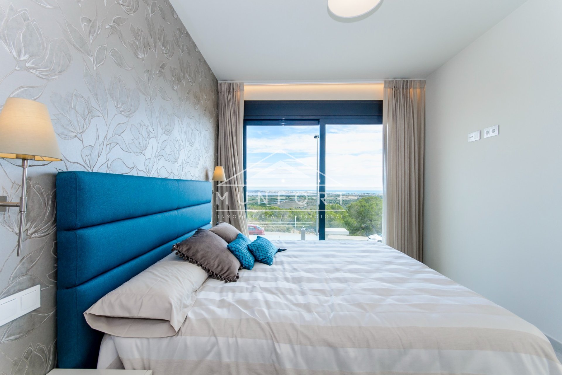 Obra nueva - Villas de lujo -
San Miguel de Salinas