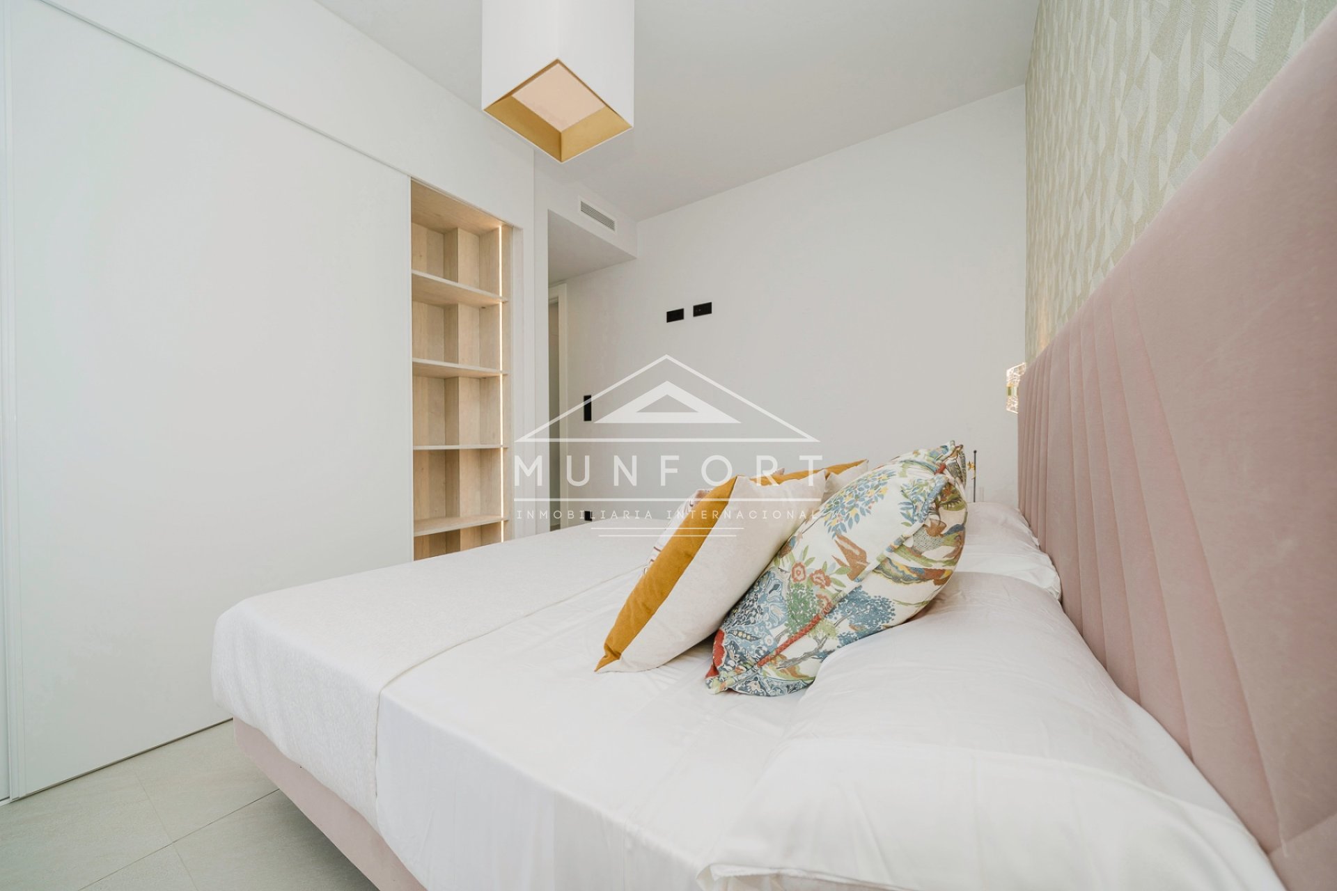 Obra nueva - Villas -
Los Montesinos