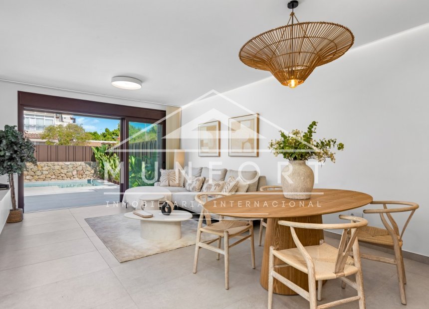 Obra nueva - Villas -
Pilar de la Horadada - Mil Palmeras