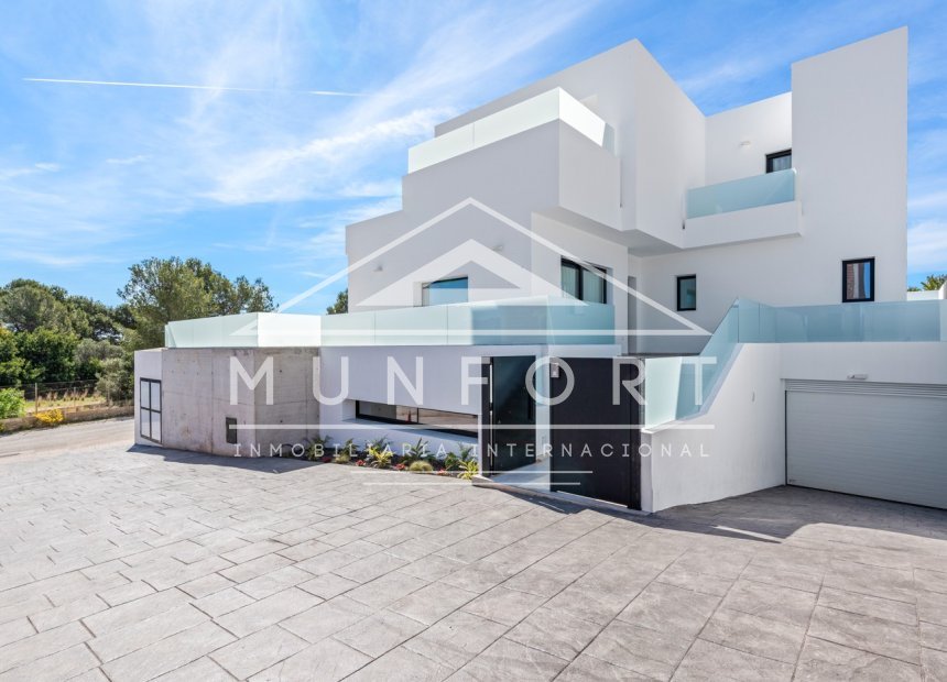 Obra nueva - Villas -
Polop de La Marina 