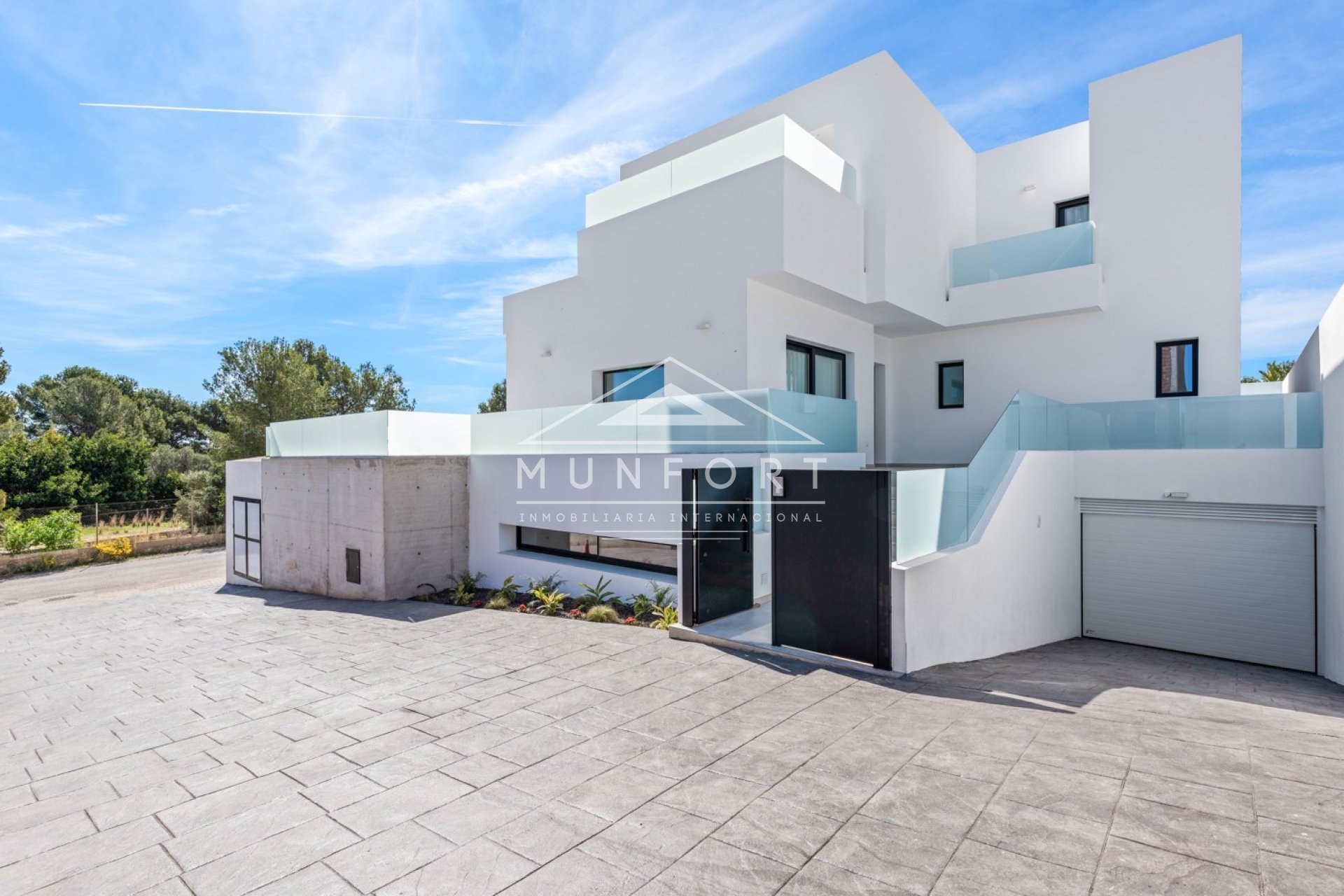 Obra nueva - Villas -
Polop de La Marina 