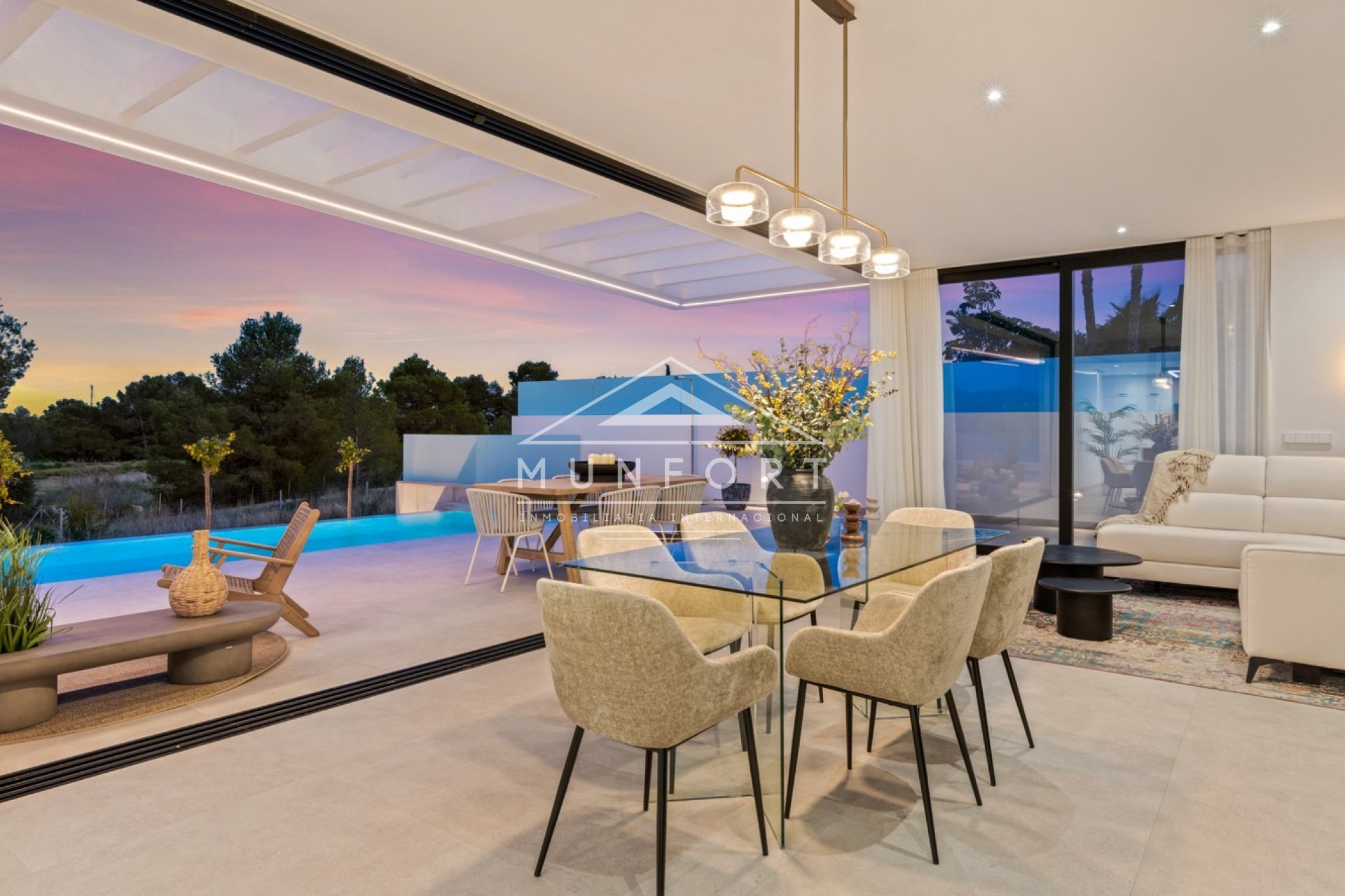 Obra nueva - Villas -
Polop de La Marina 