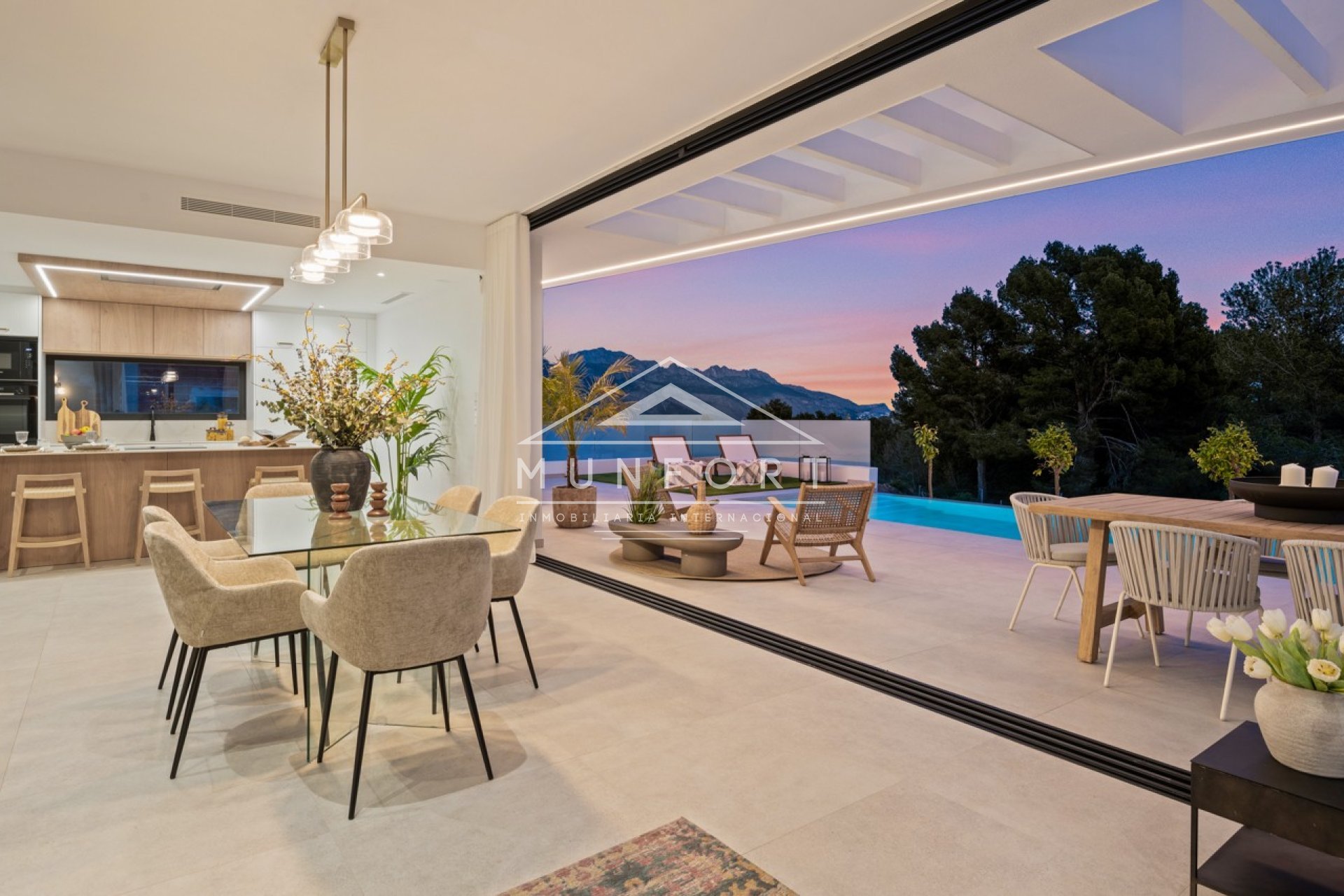 Obra nueva - Villas -
Polop de La Marina 