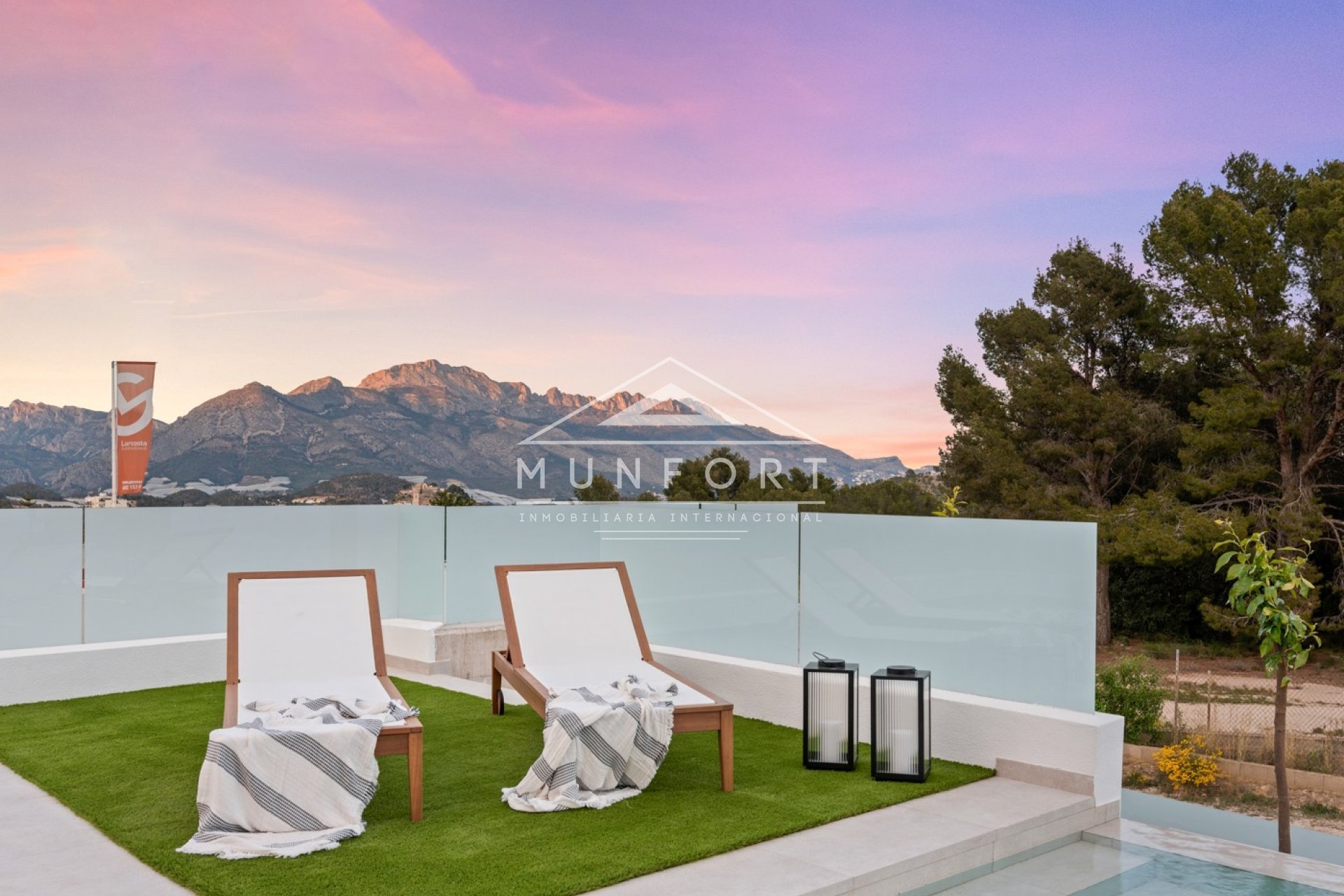 Obra nueva - Villas -
Polop de La Marina 