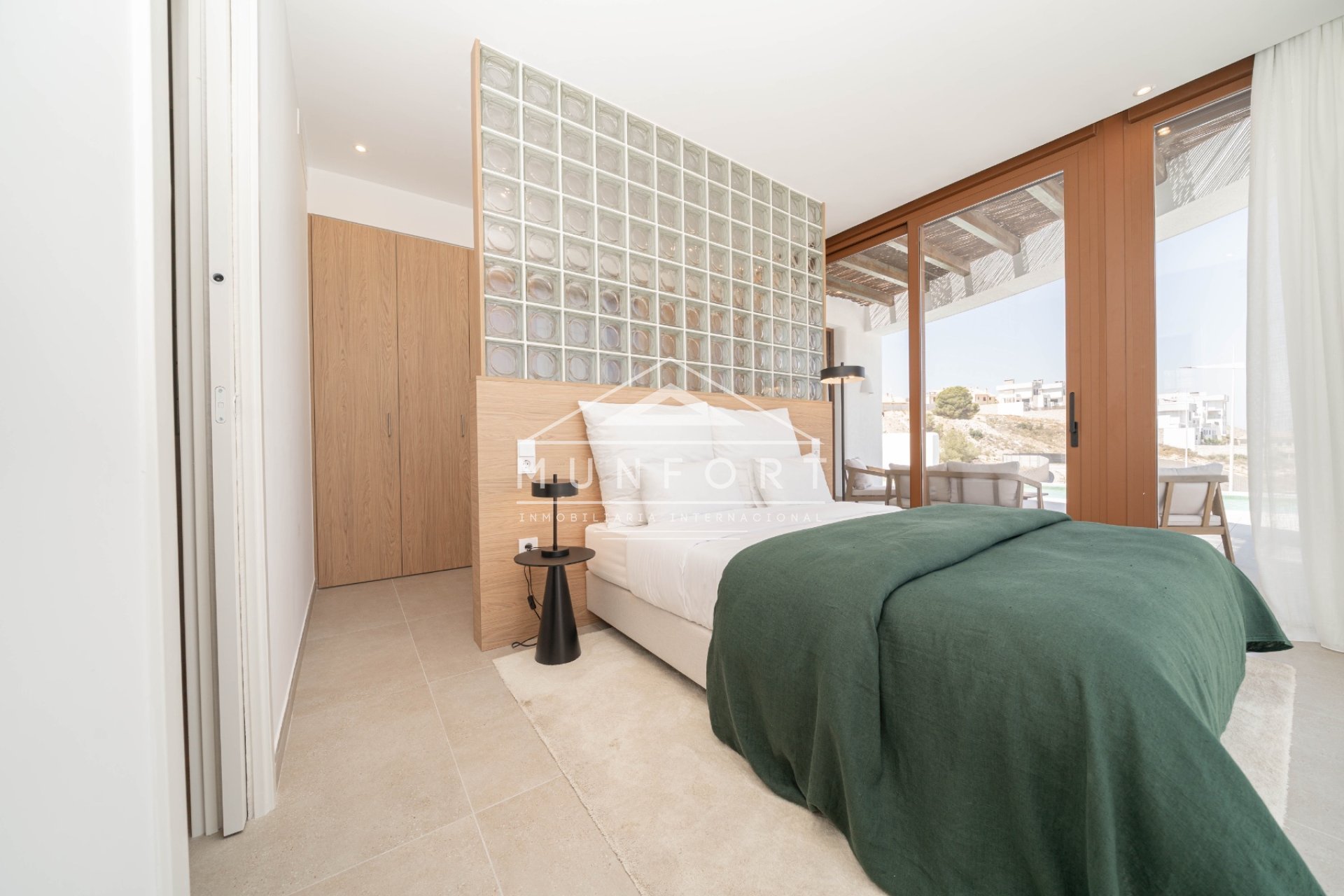 Obra nueva - Villas -
Polop de La Marina 