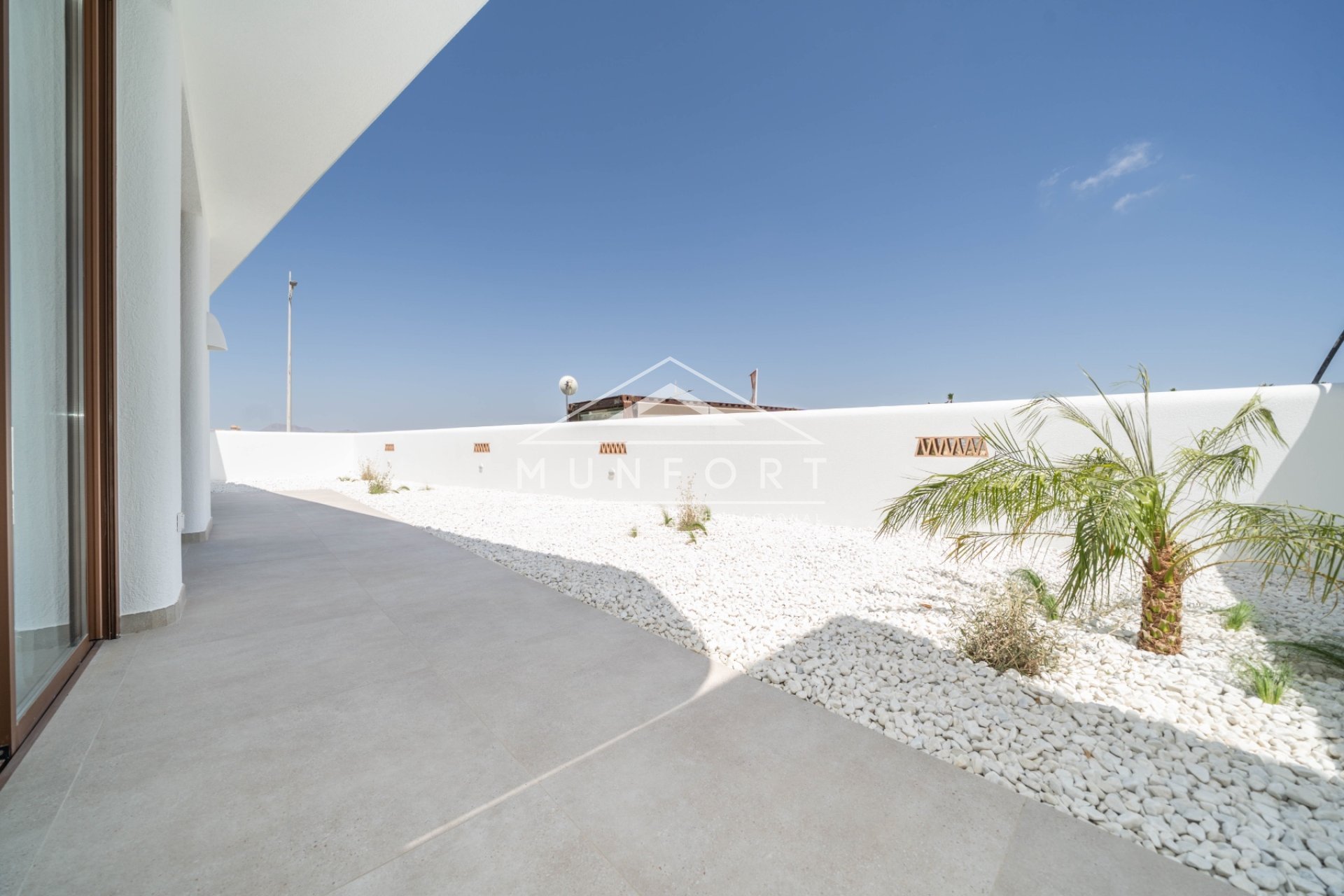 Obra nueva - Villas -
Polop de La Marina 