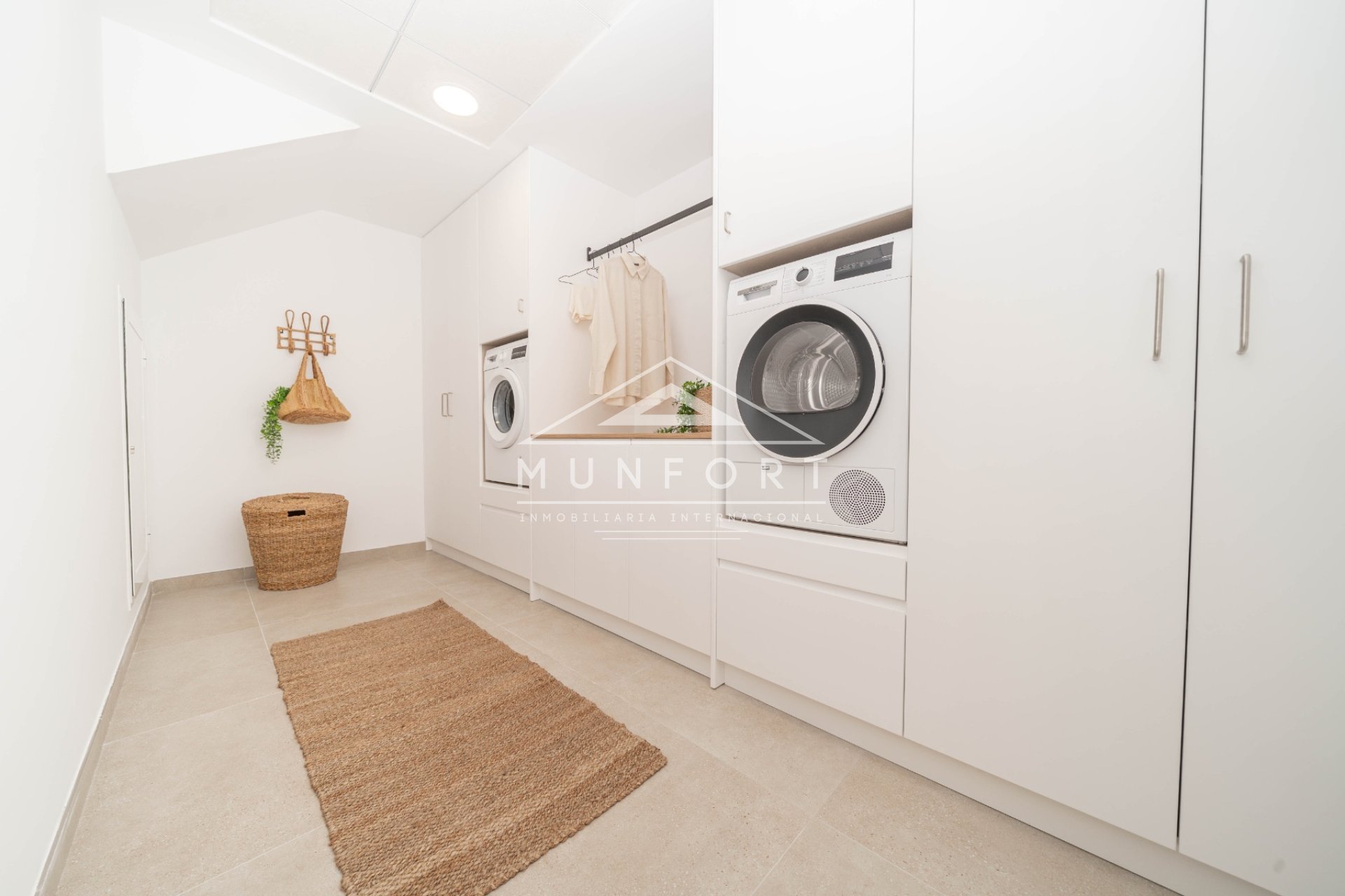 Obra nueva - Villas -
Polop de La Marina 