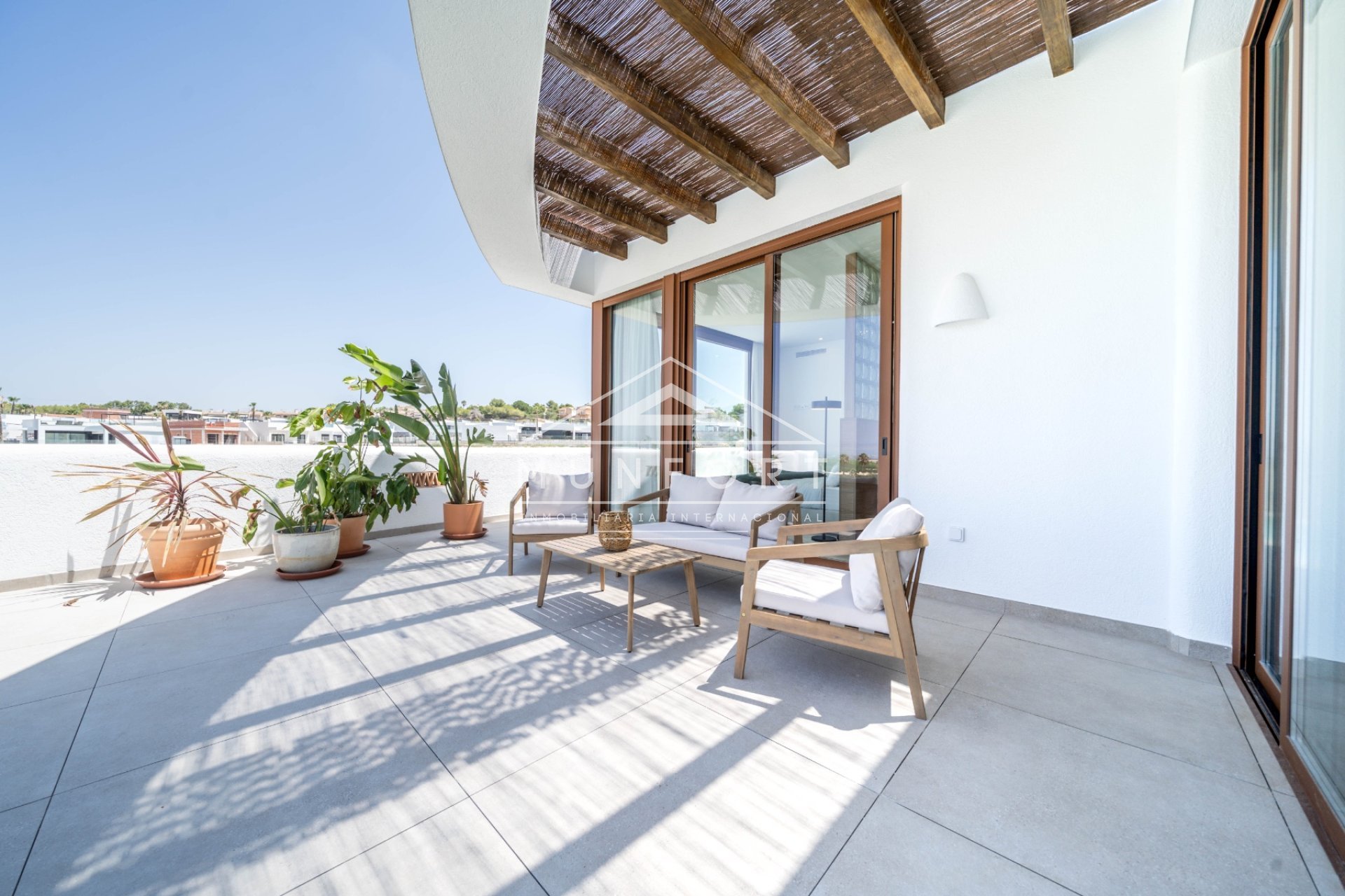 Obra nueva - Villas -
Polop de La Marina 