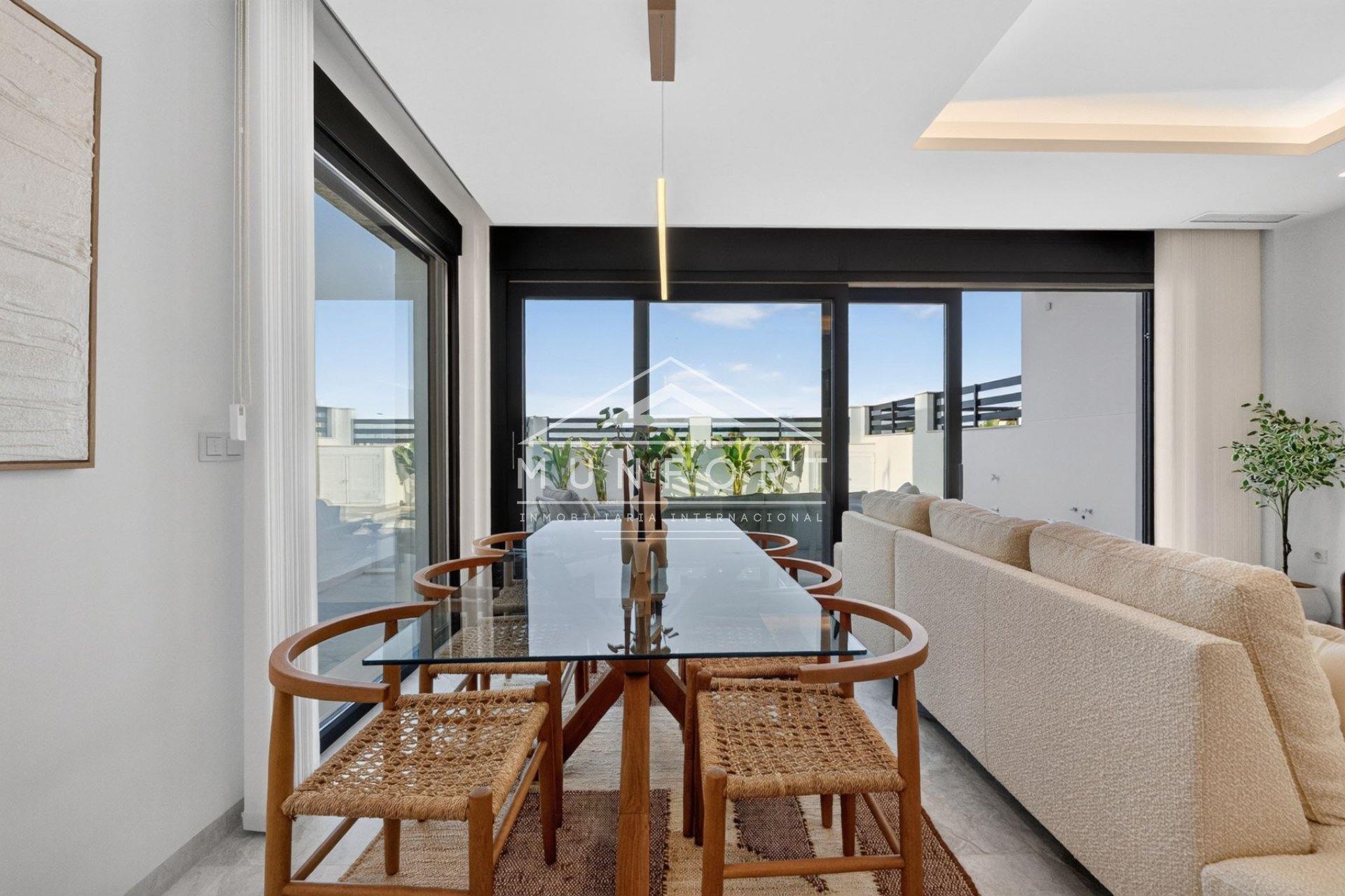 Obra nueva - Villas -
Torrevieja
