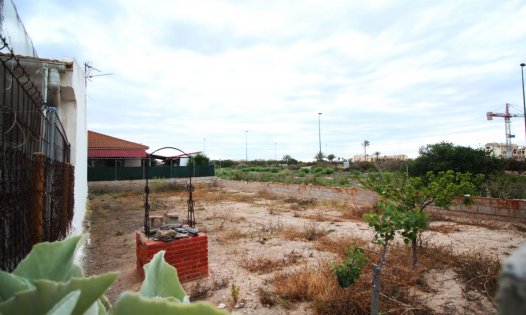 Plots - Resale - Alcázares, Los -
                Alcázares, Los