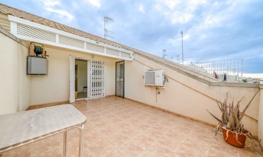 Radhus - Återförsäljning -
            San Javier - JB015