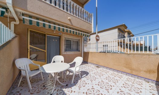 Radhus - Återförsäljning -
            San Pedro del Pinatar - AD015