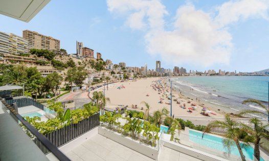 Reihenhäuser - Wiederverkauf -
            Benidorm - GT003-N-D