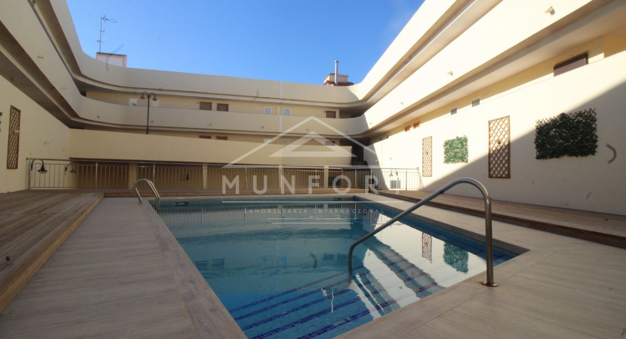 Resale - Apartments -
Alcázares, Los - Los Alc&aacute;zares