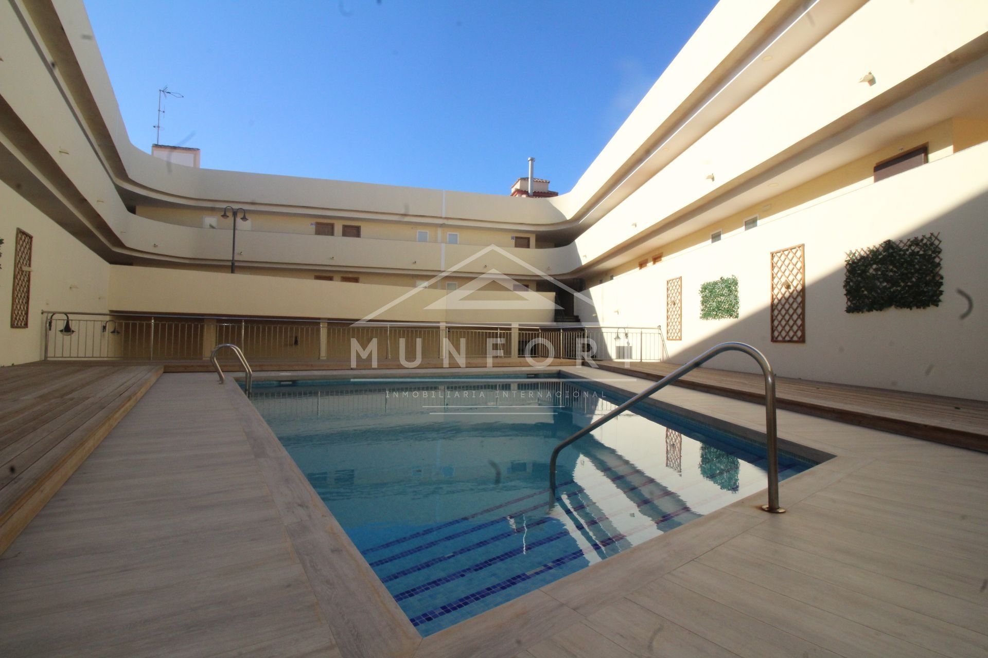 Resale - Apartments -
Alcázares, Los - Los Alc&aacute;zares