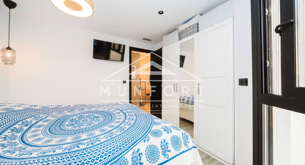 Resale - Apartments -
Benijófar