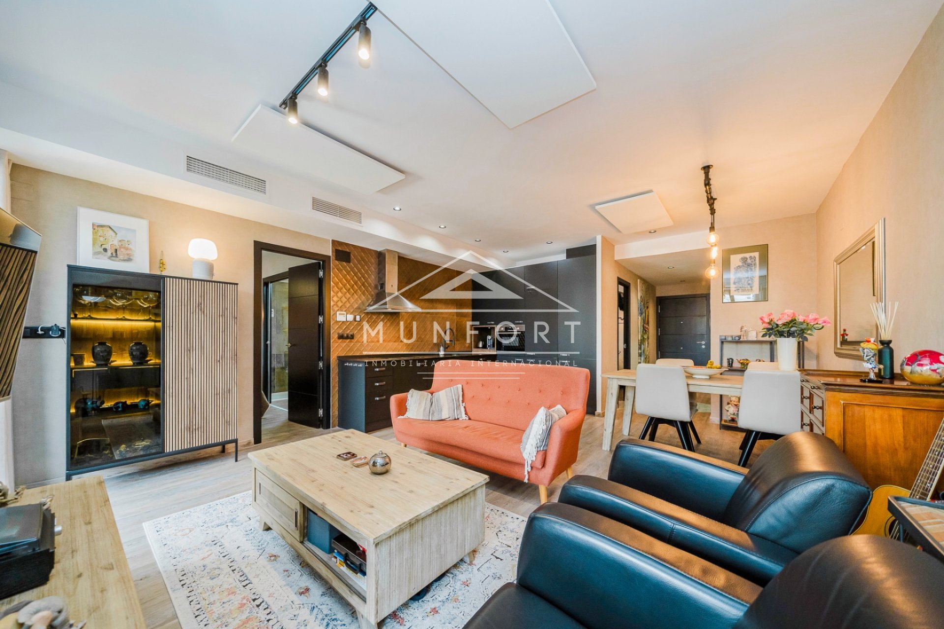 Resale - Apartments -
Benijófar