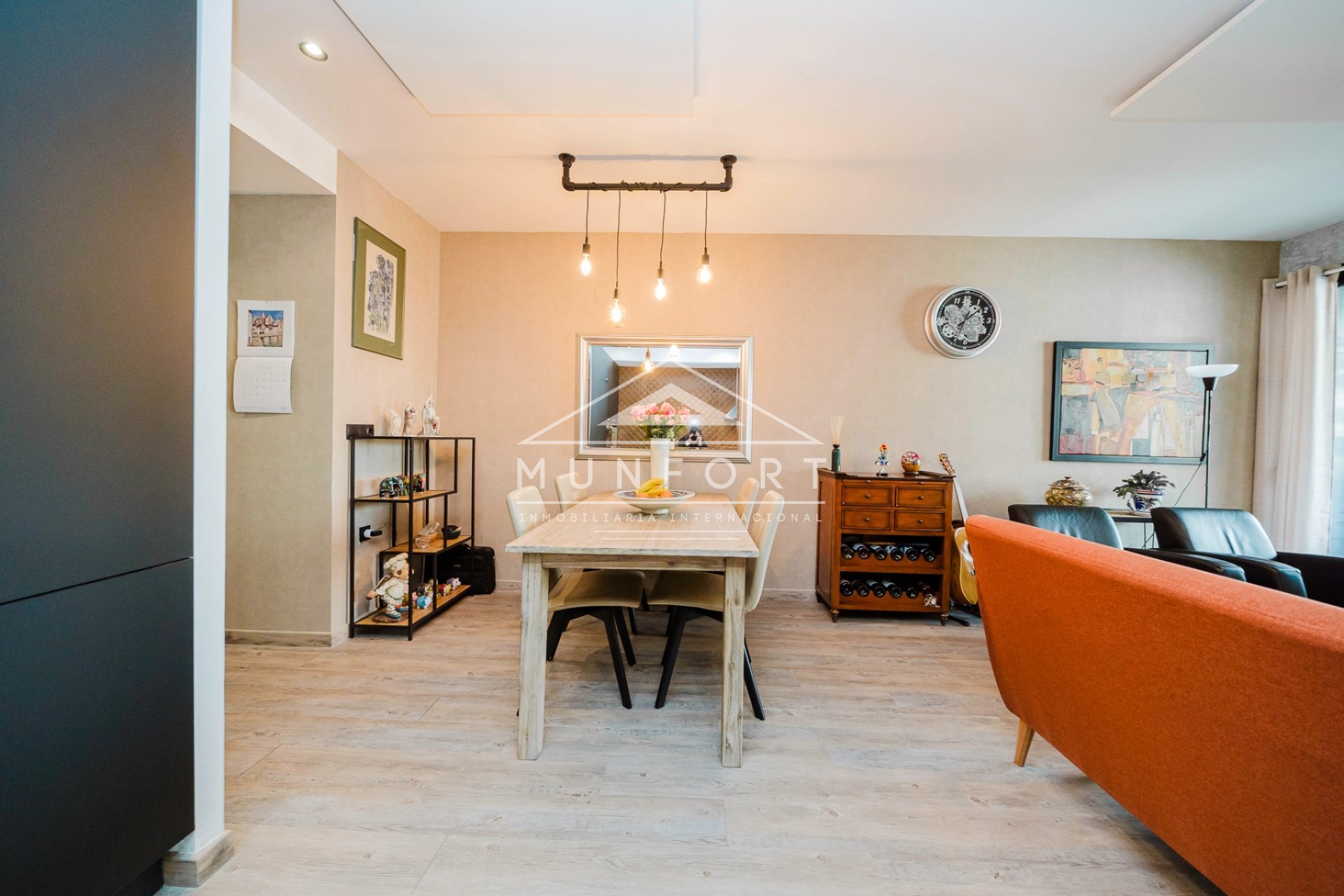 Resale - Apartments -
Benijófar