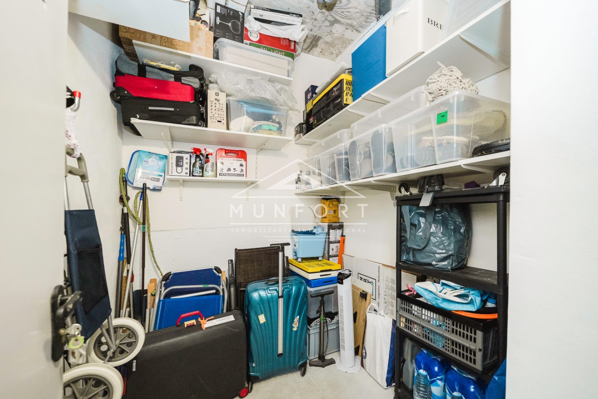 Resale - Apartments -
Benijófar