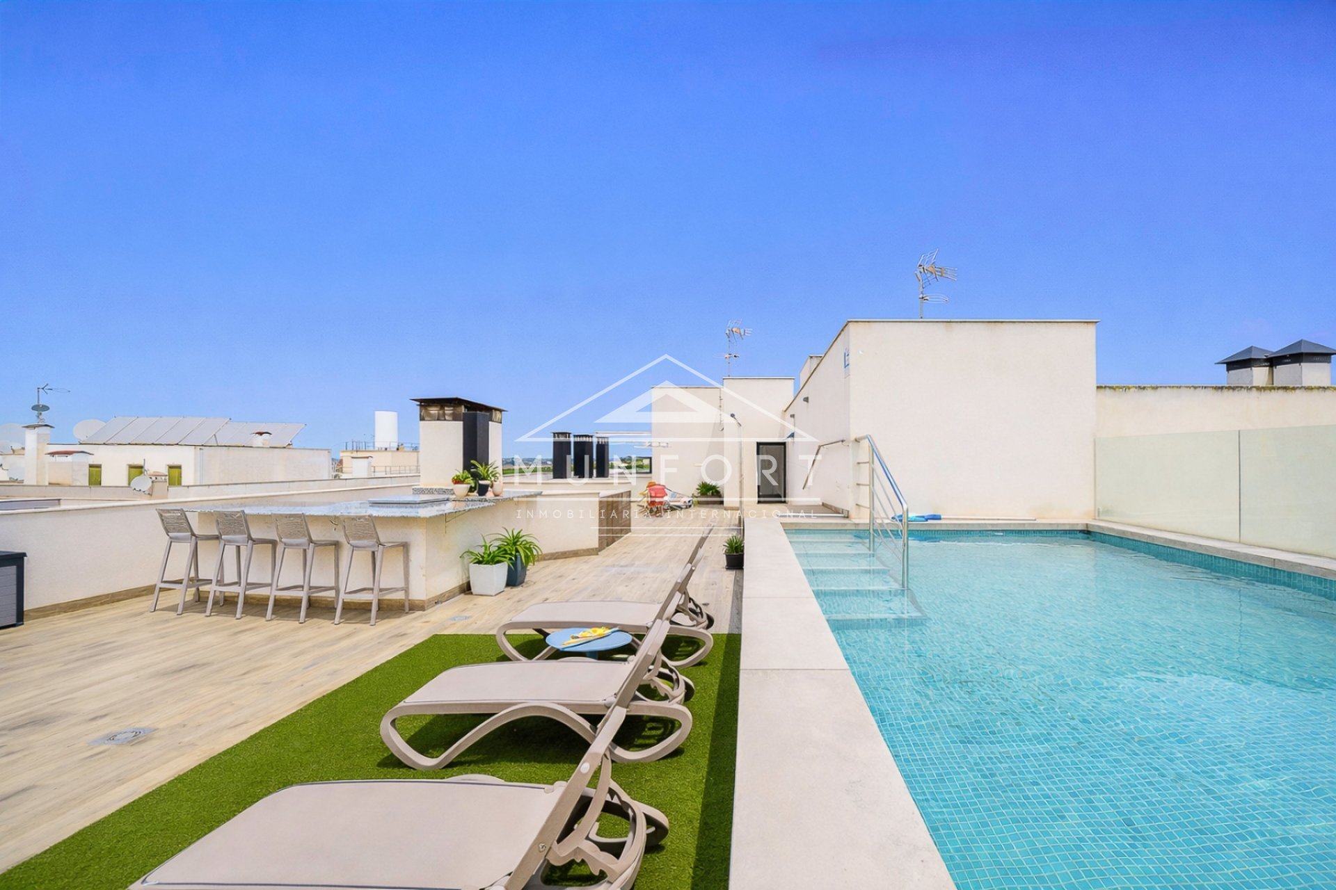 Resale - Apartments -
Benijófar