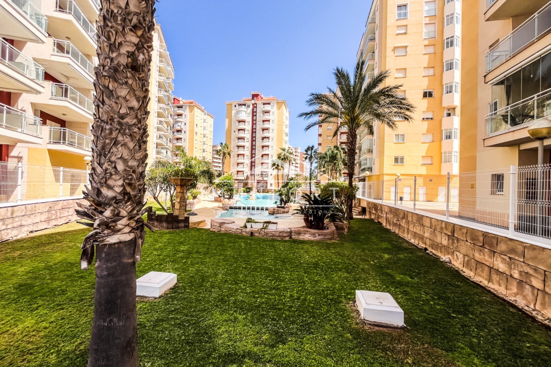 Resale - Apartments -
Cartagena - La Manga