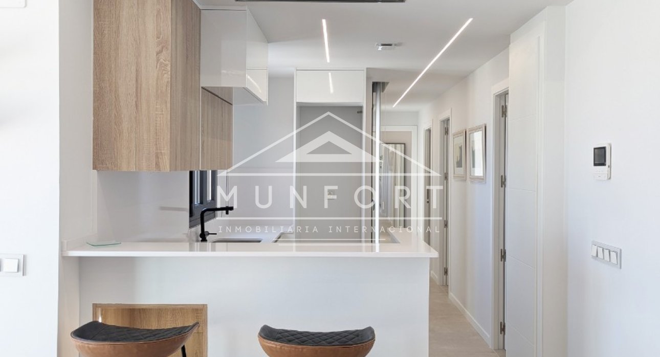 Resale - Apartments -
Dénia