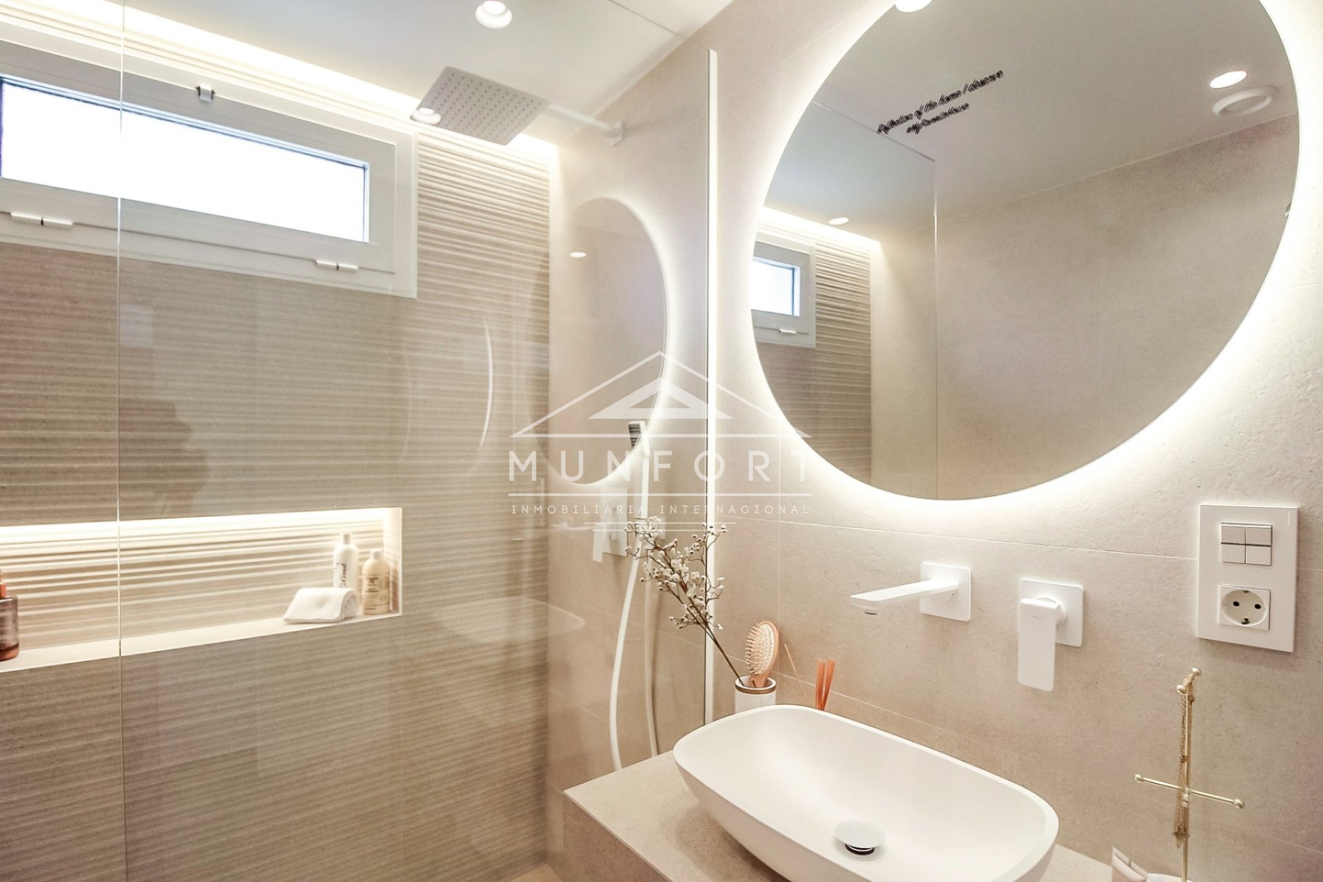 Resale - Apartments -
Guardamar del Segura - El Raso - Guardamar del Segura