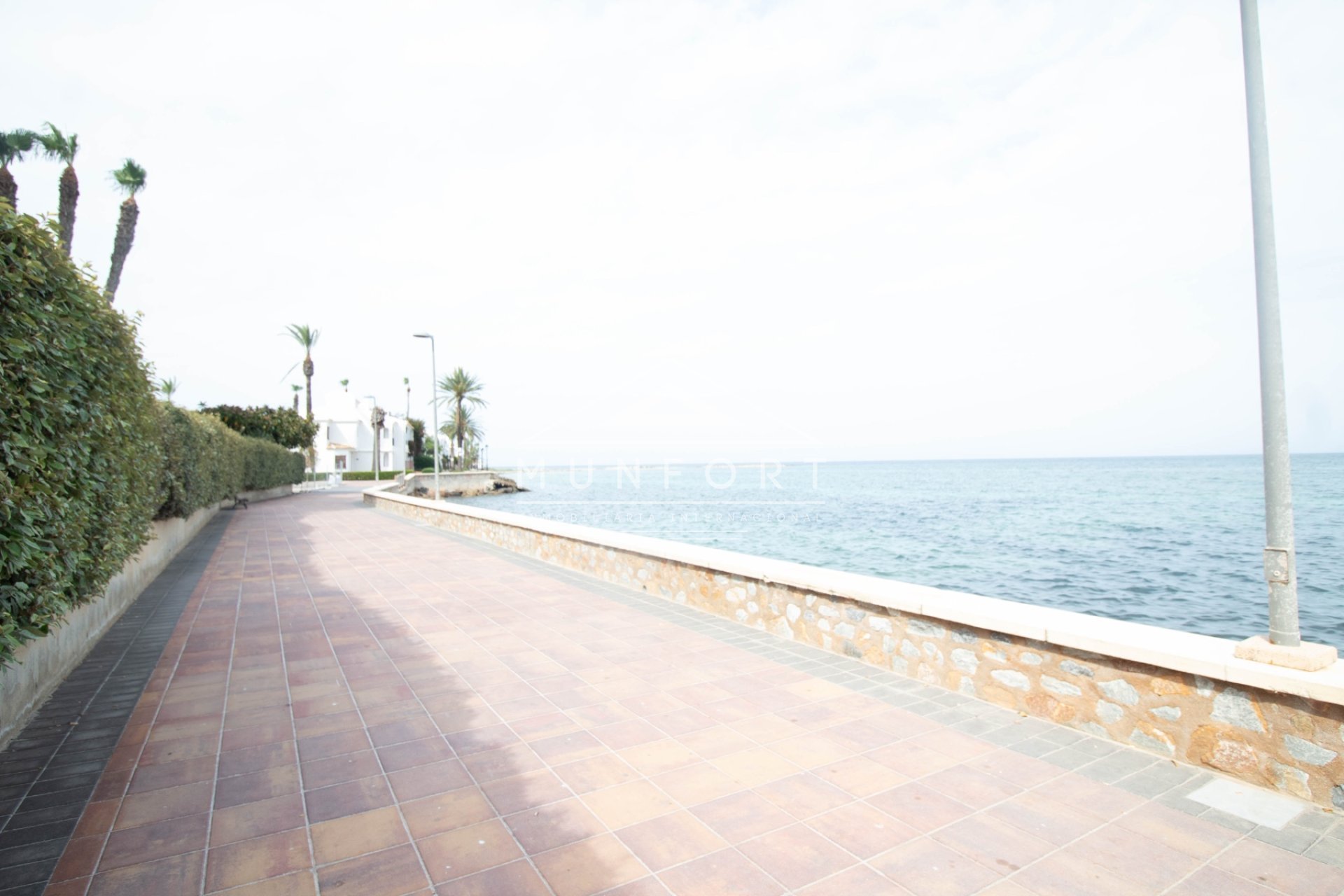 Resale - Apartments -
La Manga