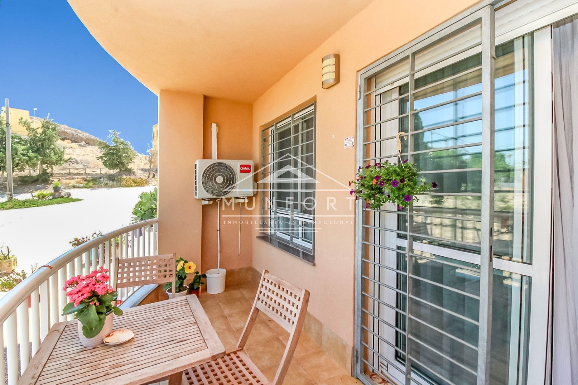 Resale - Apartments -
Los Urrutias - EL CARMOLI